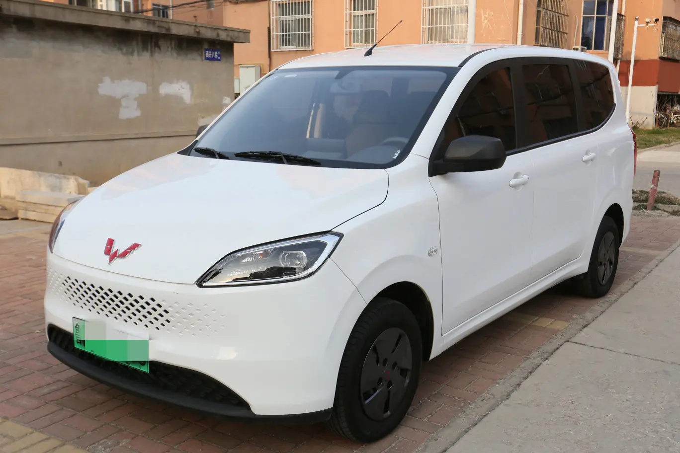 Wuling Hongguang Extended Range