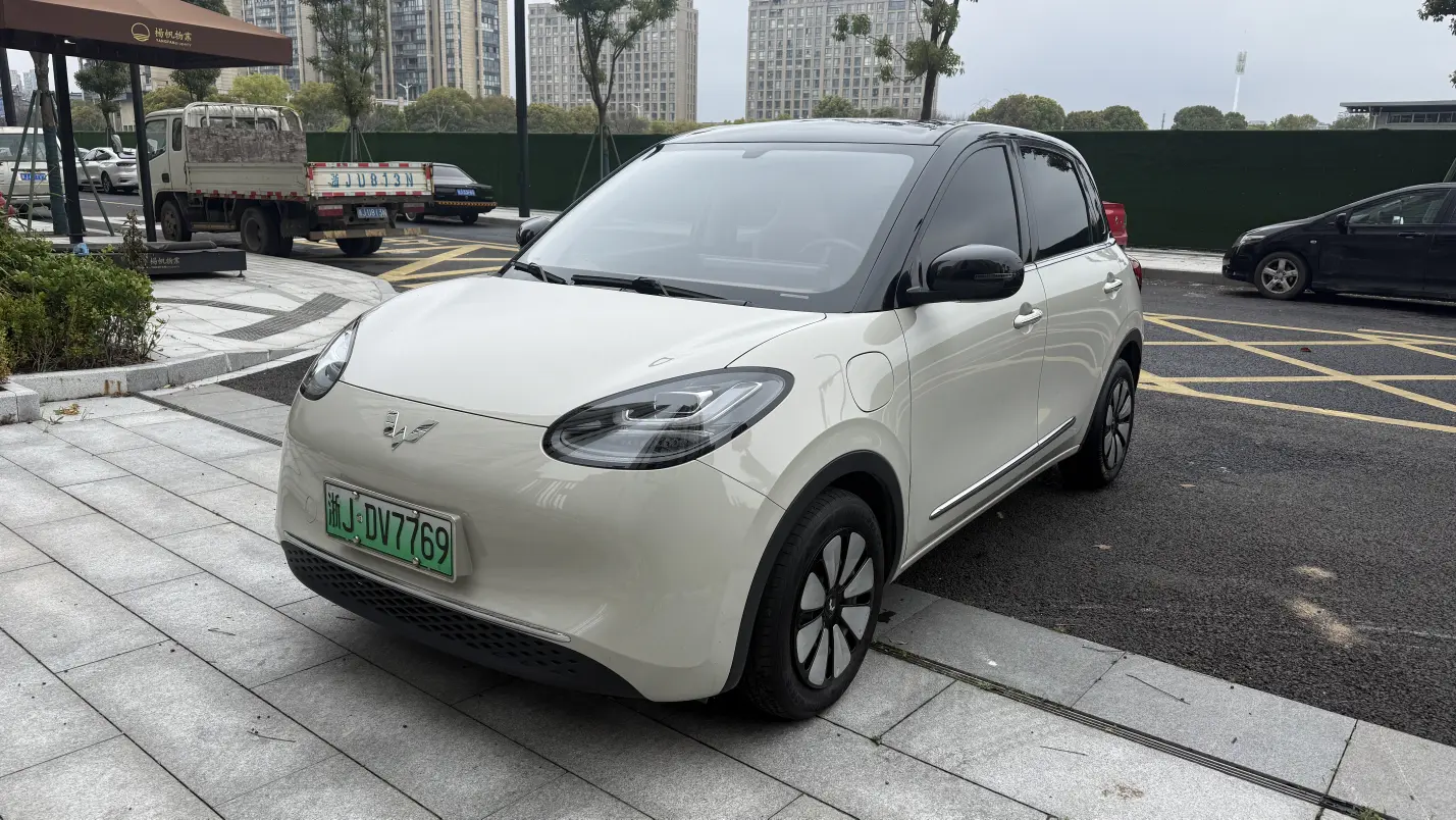 Wuling Bingo  из Китая