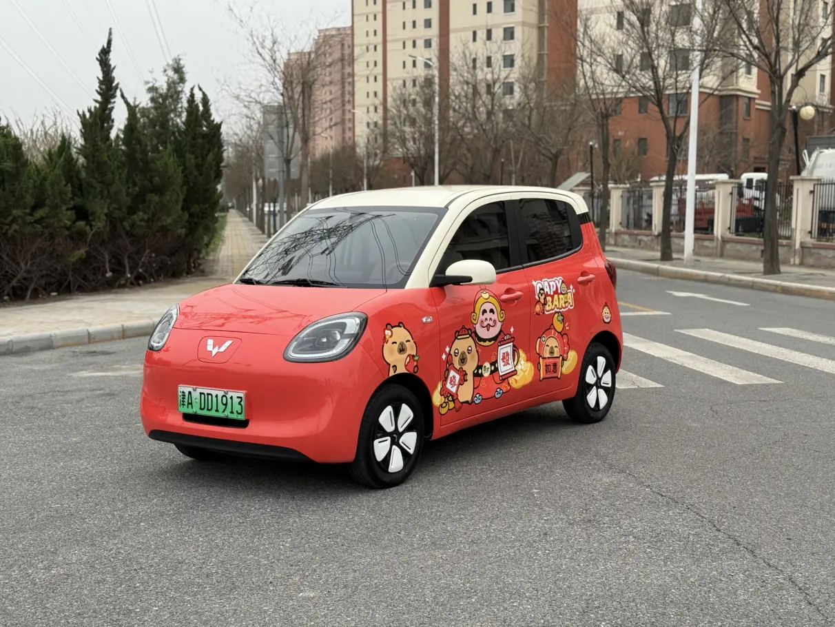 Wuling Hongguang MINIEV  из Китая