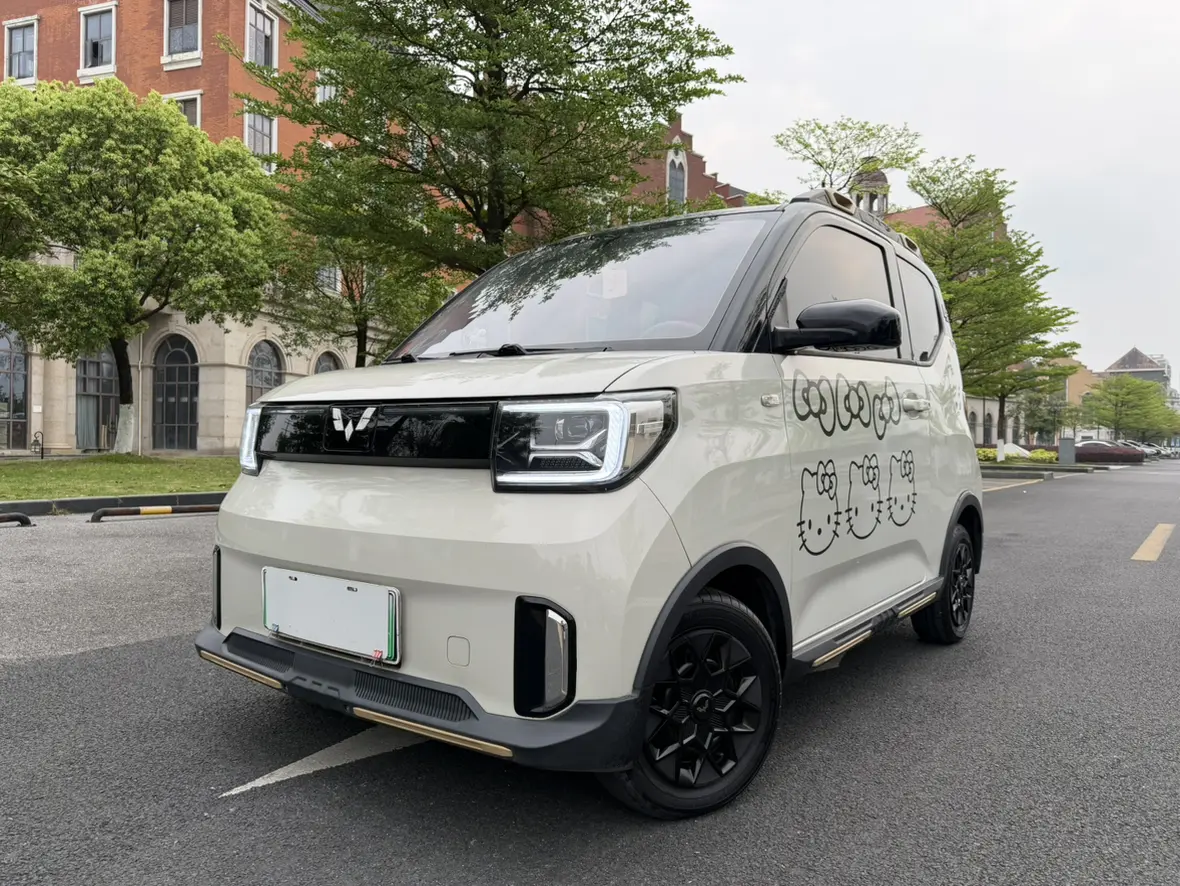 Wuling Hongguang MINIEV  из Китая
