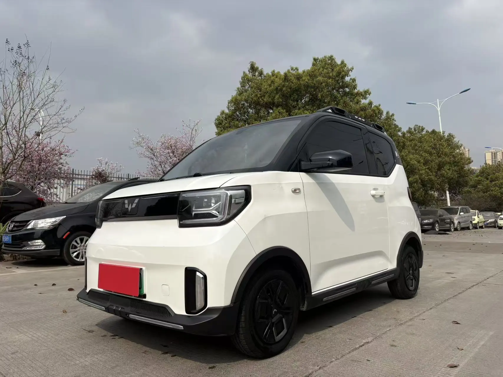 Wuling Hongguang MINIEV  из Китая