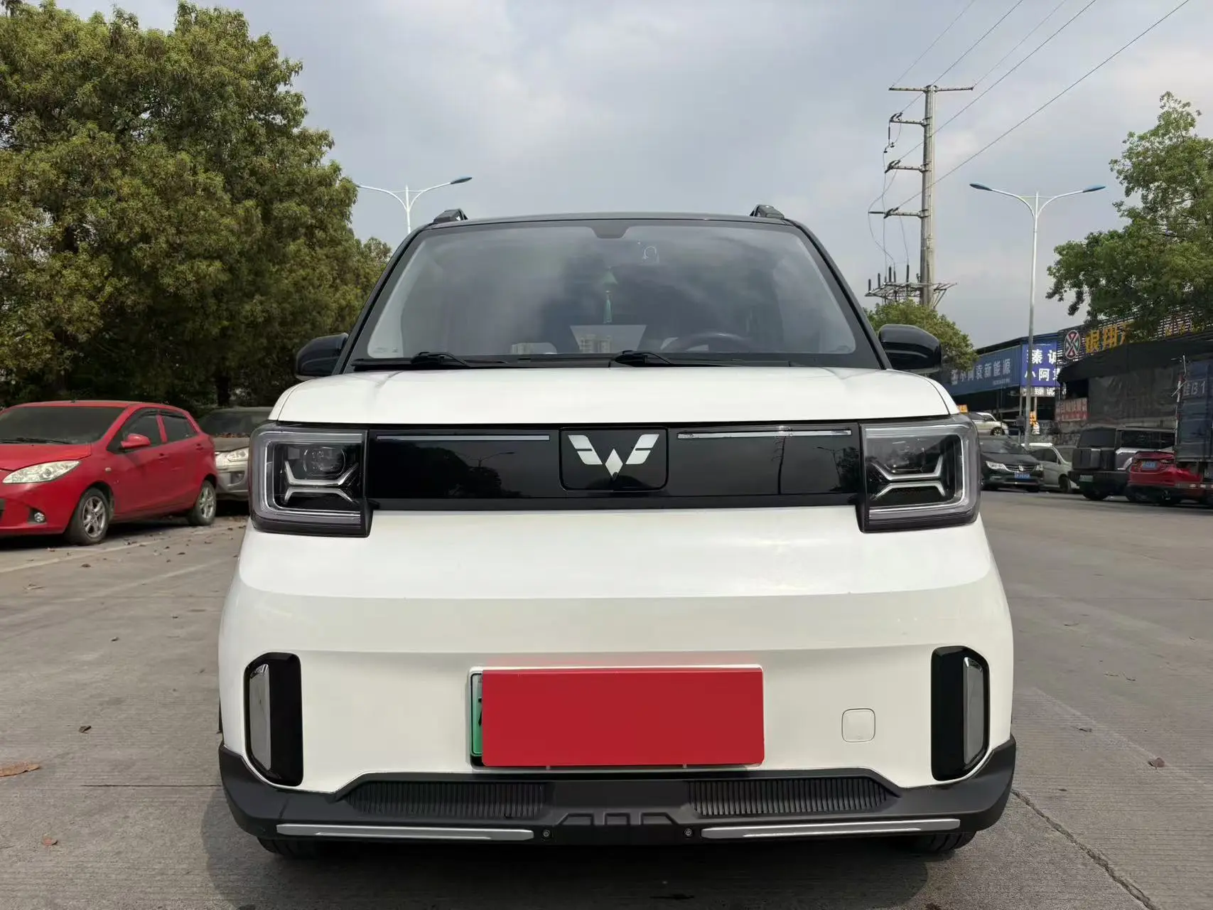 Wuling Hongguang MINIEV  из Китая