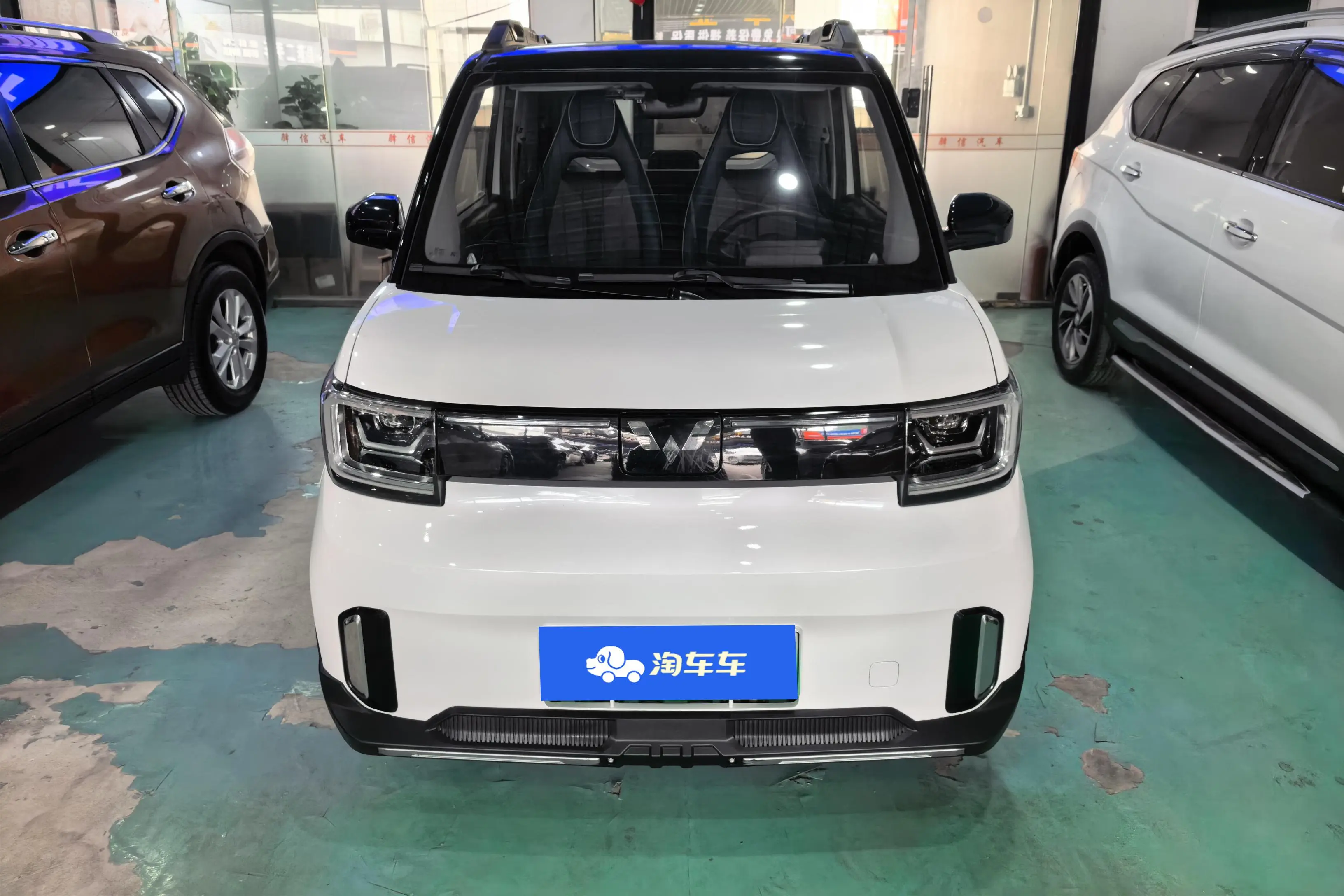 Wuling Hongguang MINIEV  из Китая