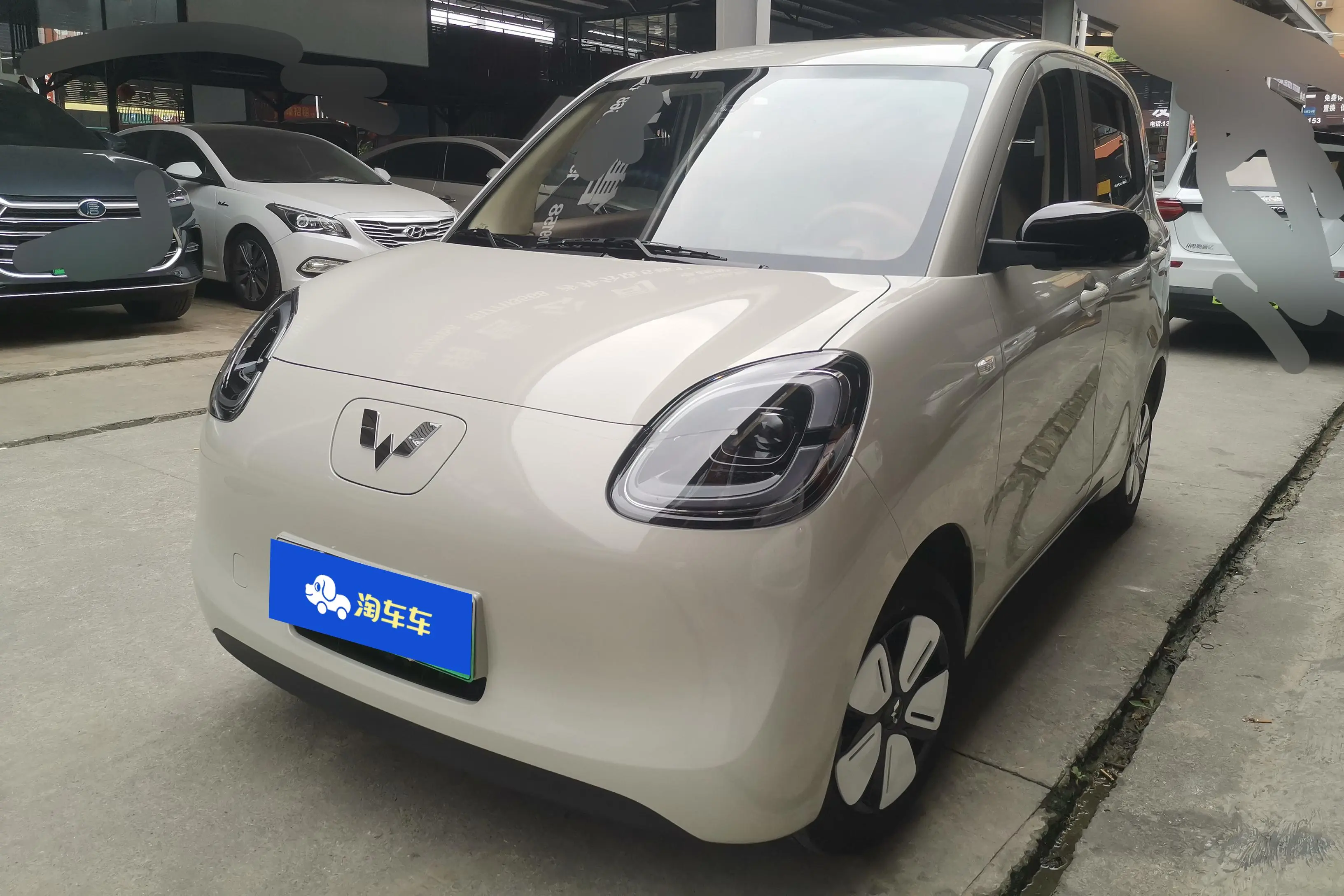 Wuling Hongguang MINIEV  из Китая