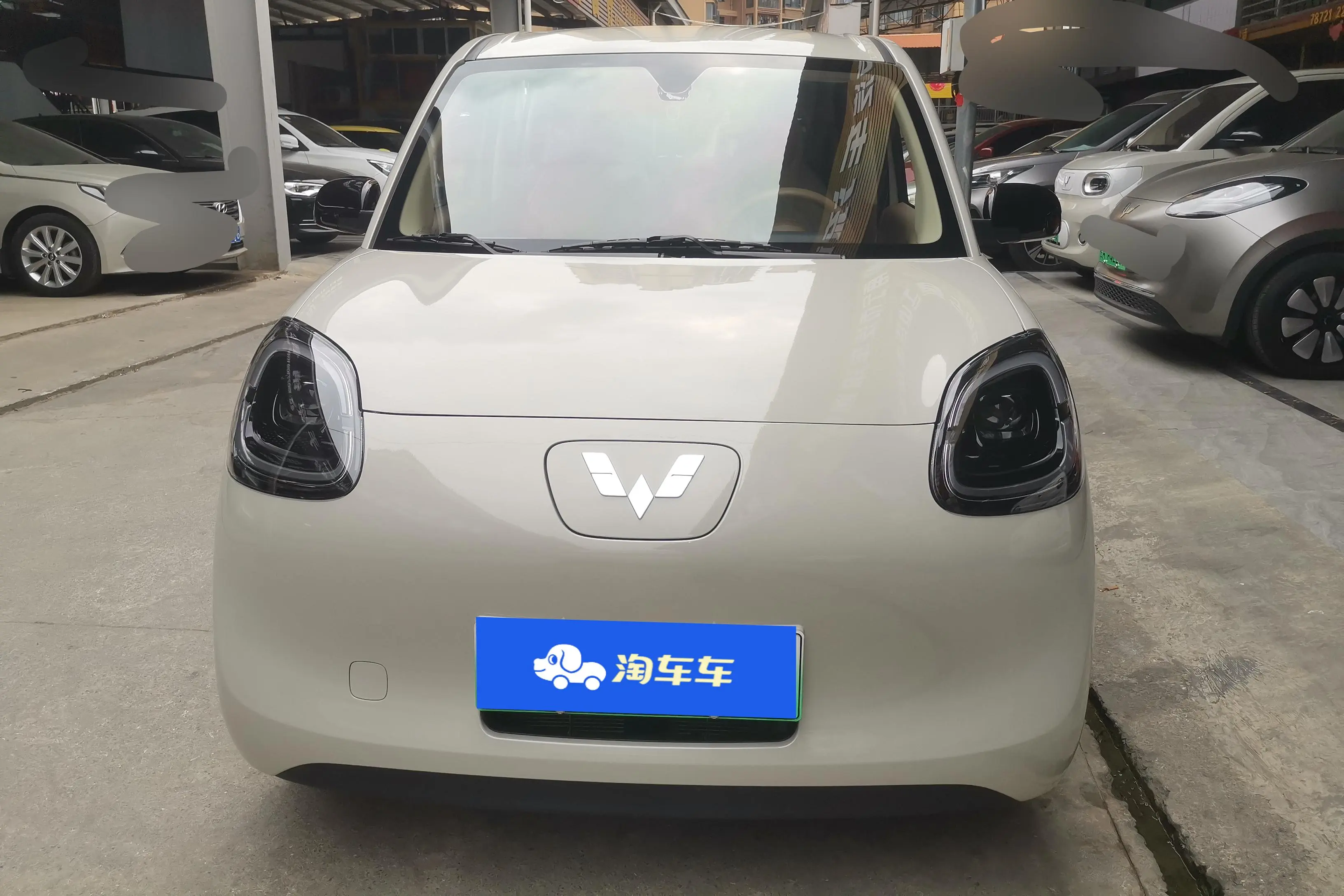 Wuling Hongguang MINIEV  из Китая