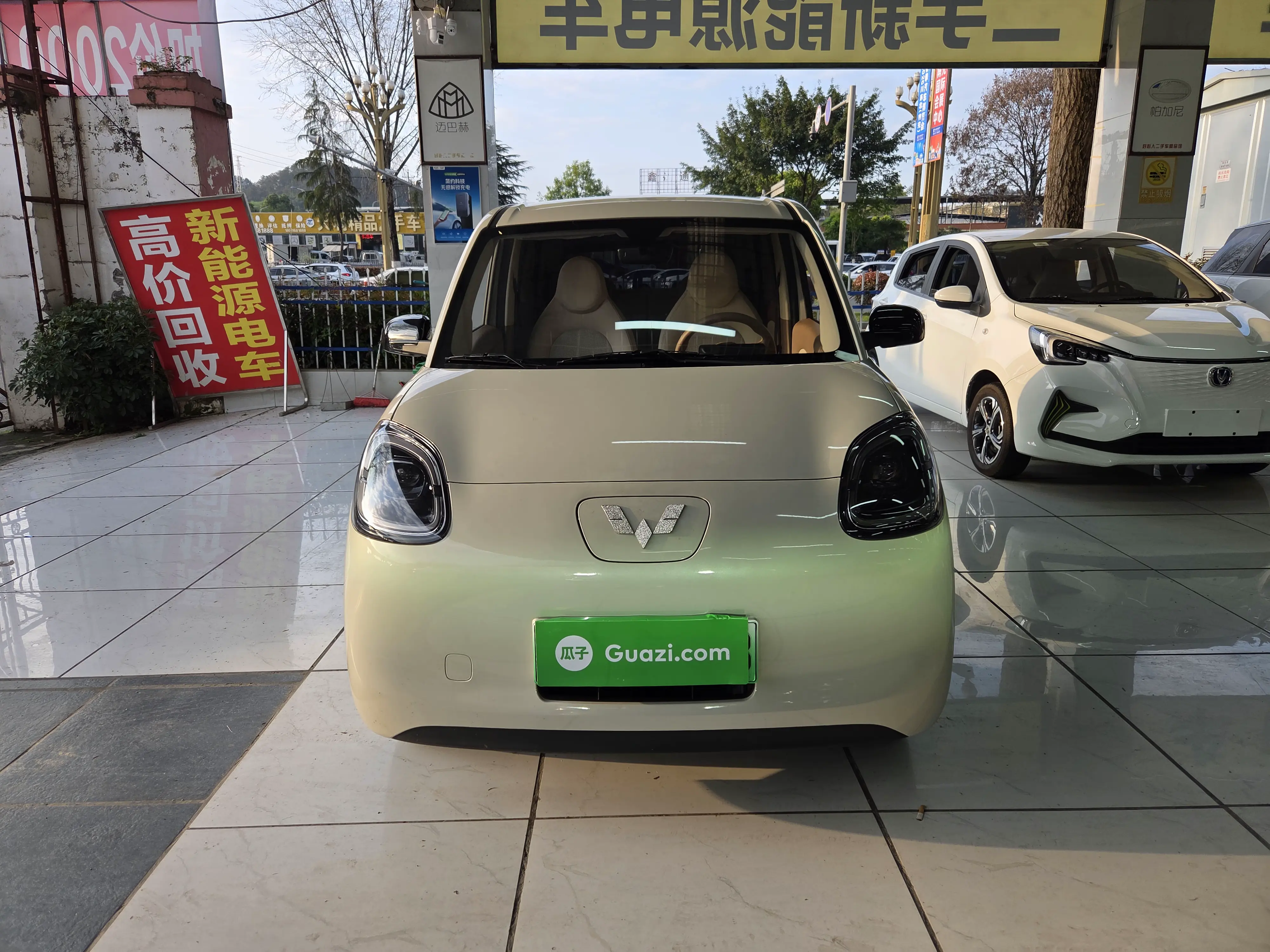 Wuling Hongguang MINIEV  из Китая