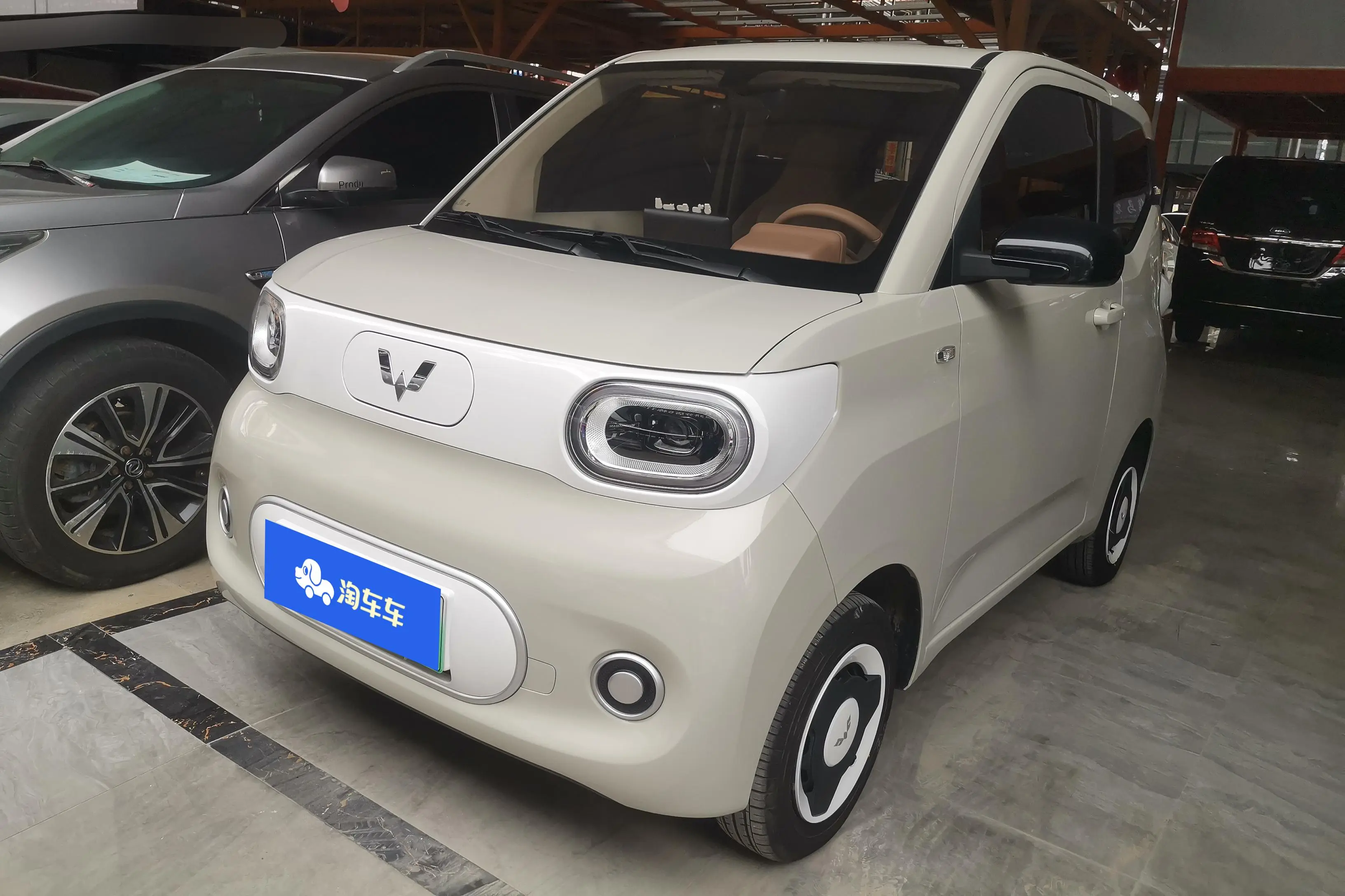 Wuling Hongguang MINIEV  из Китая