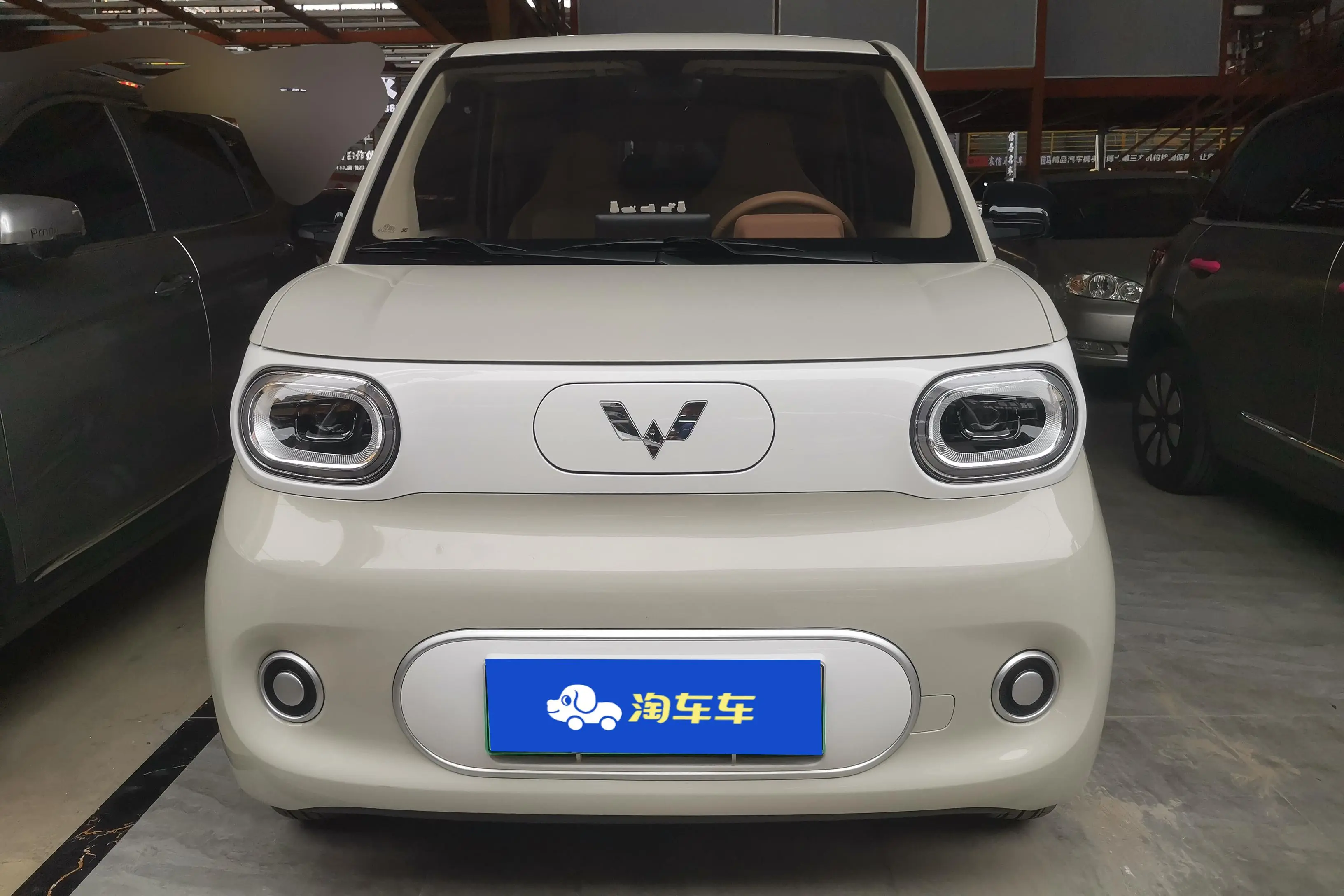 Wuling Hongguang MINIEV  из Китая