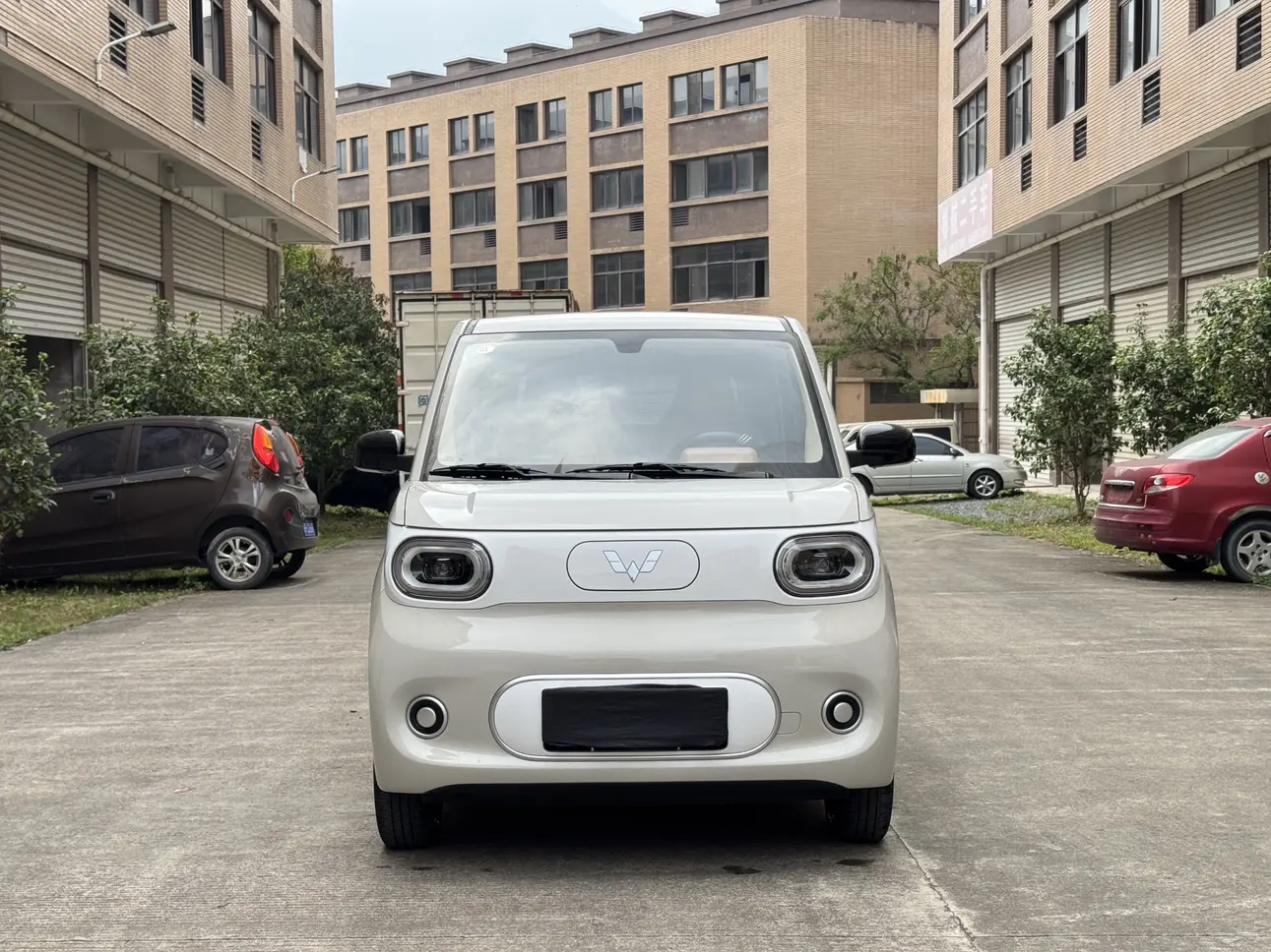 Wuling Hongguang MINIEV  из Китая