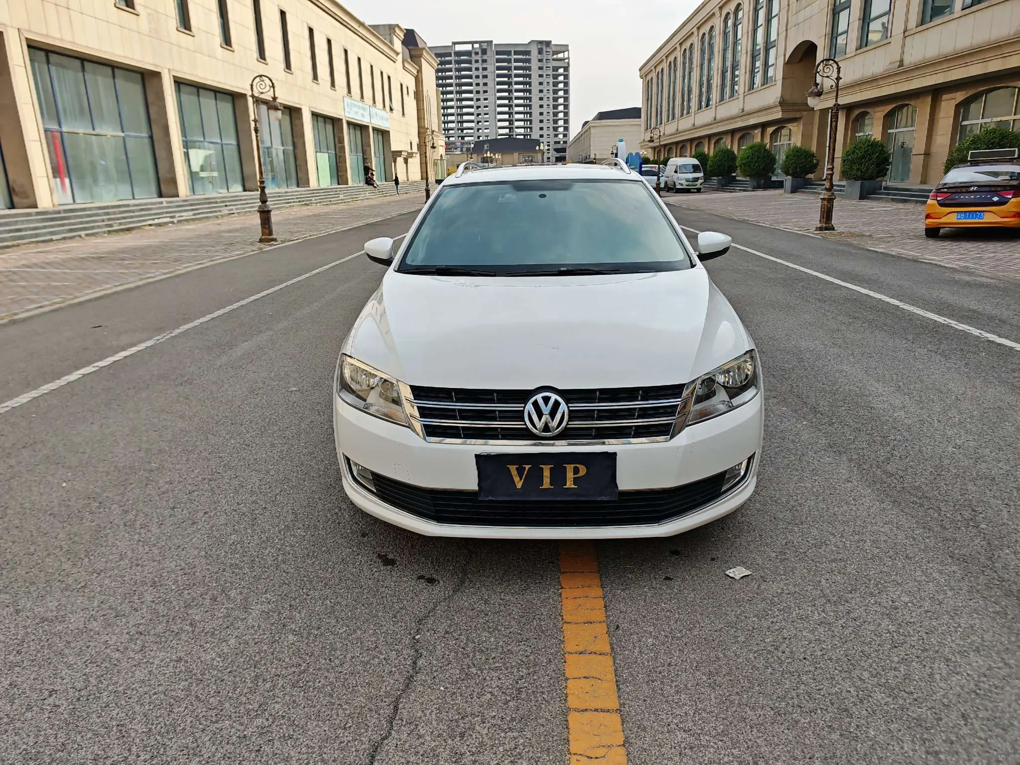 Volkswagen Langxing  из Китая