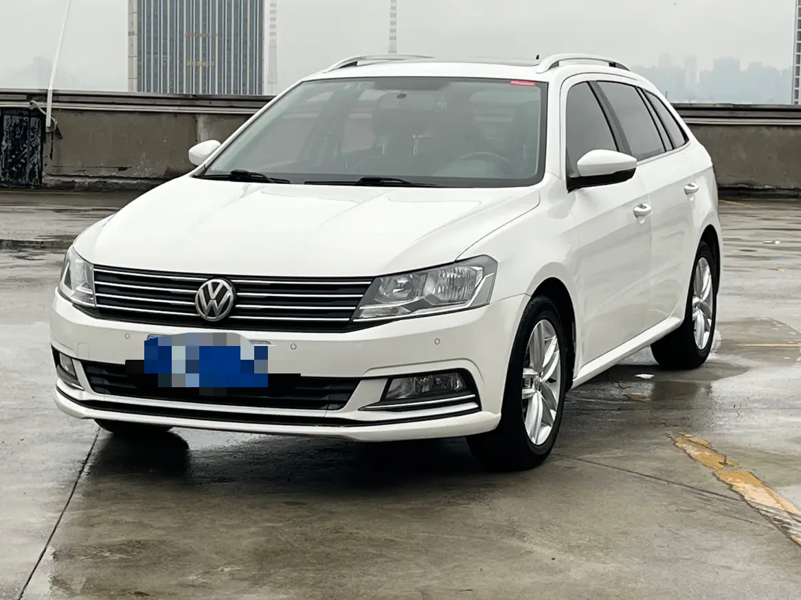 Volkswagen Langxing  из Китая
