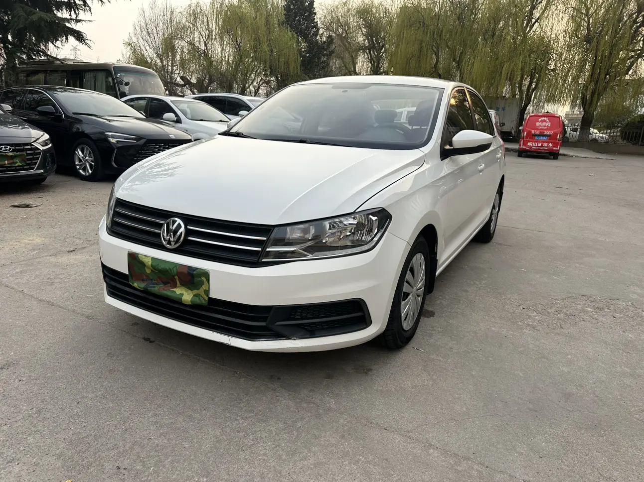 Volkswagen Santana  из Китая