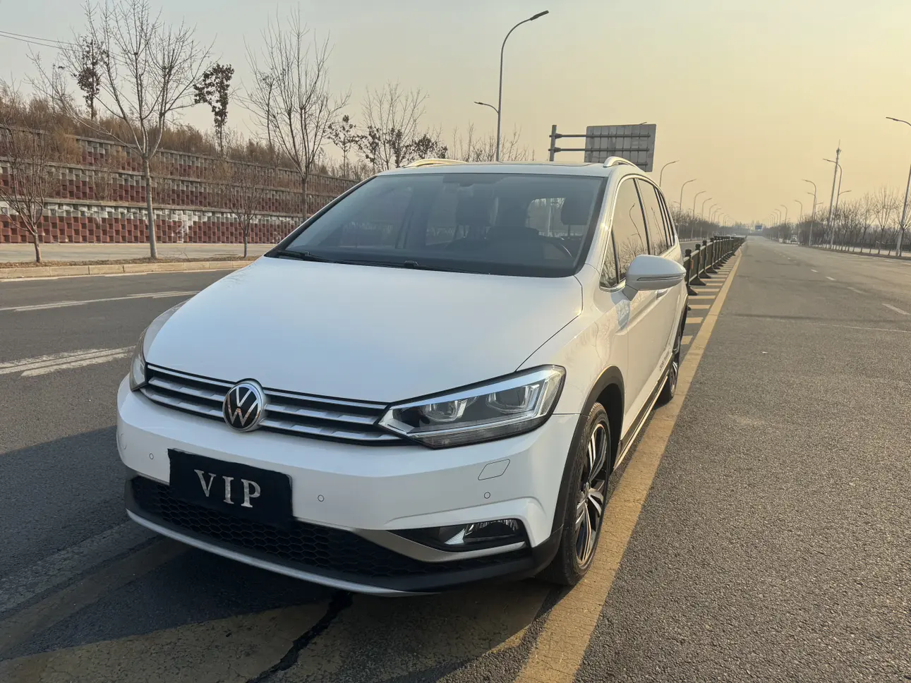 Volkswagen Touran L