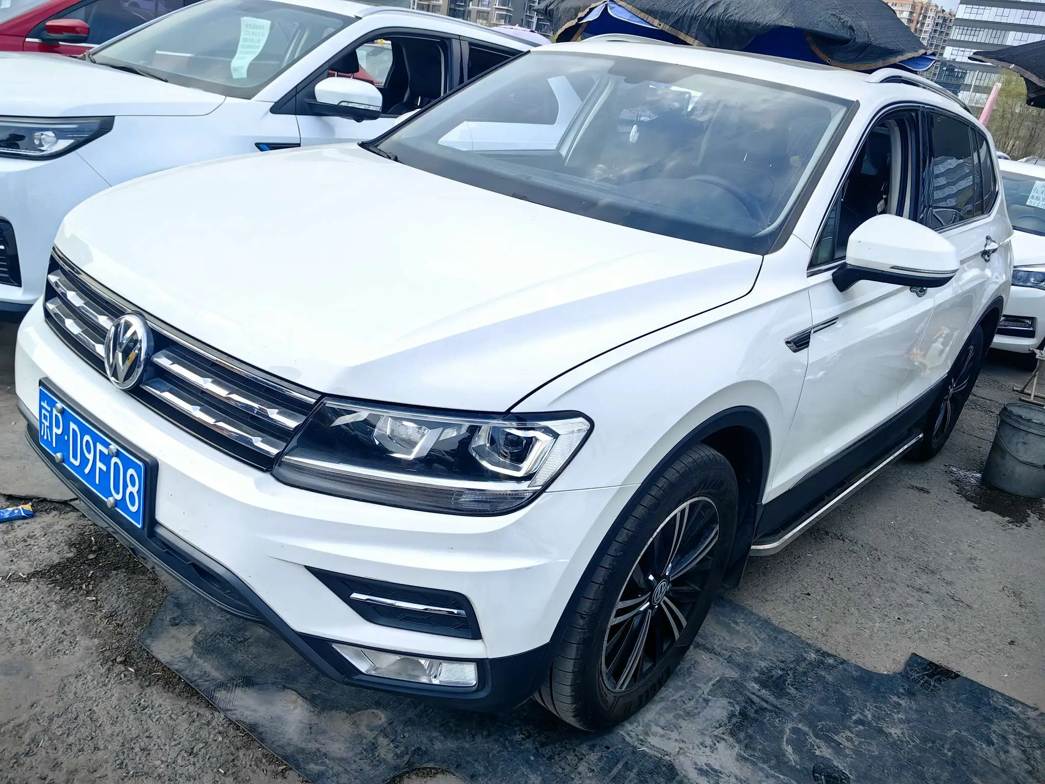 Volkswagen Tiguan L