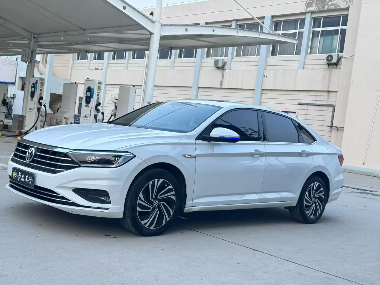 Volkswagen Sagitar
