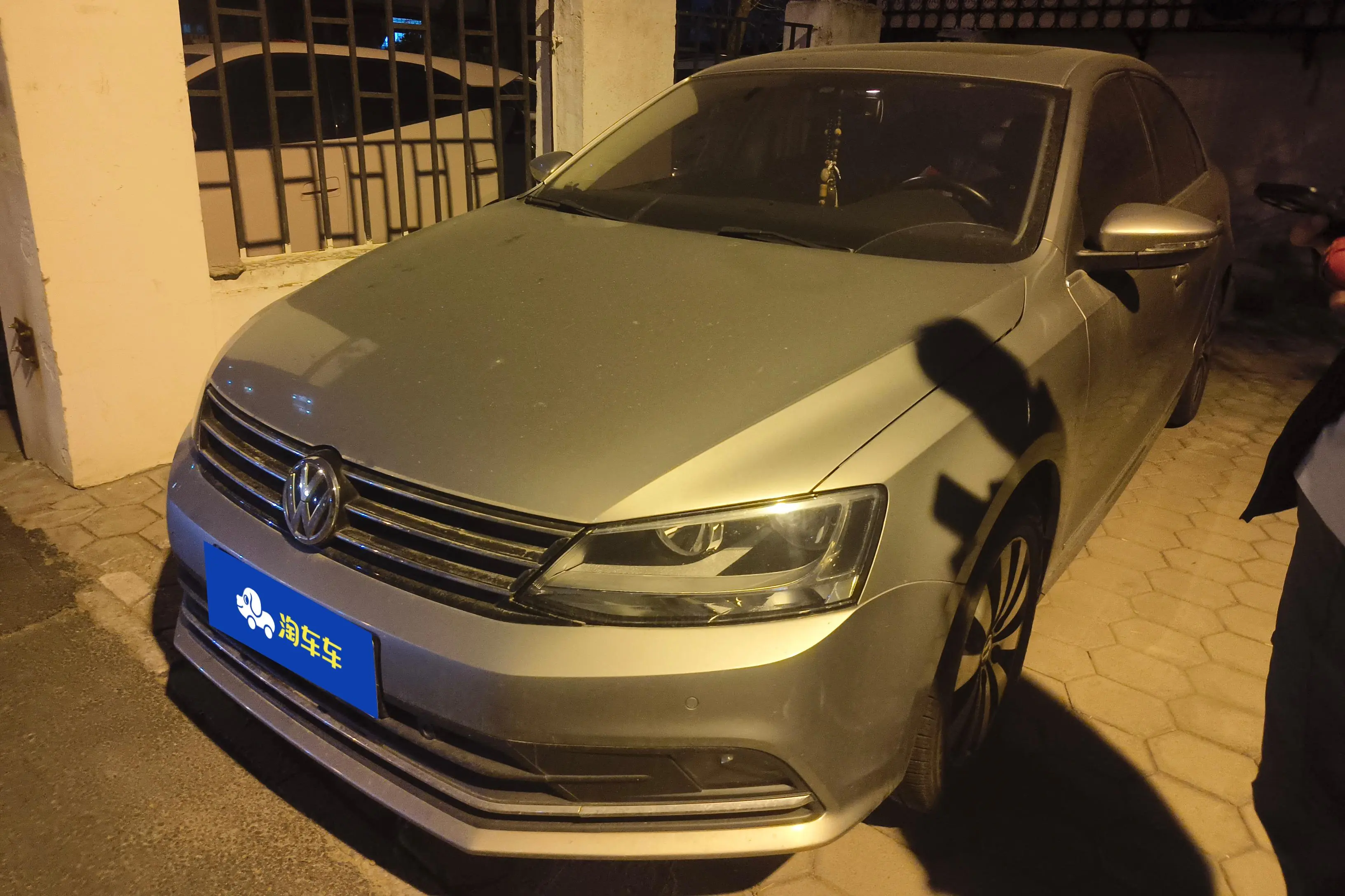 Volkswagen Sagitar