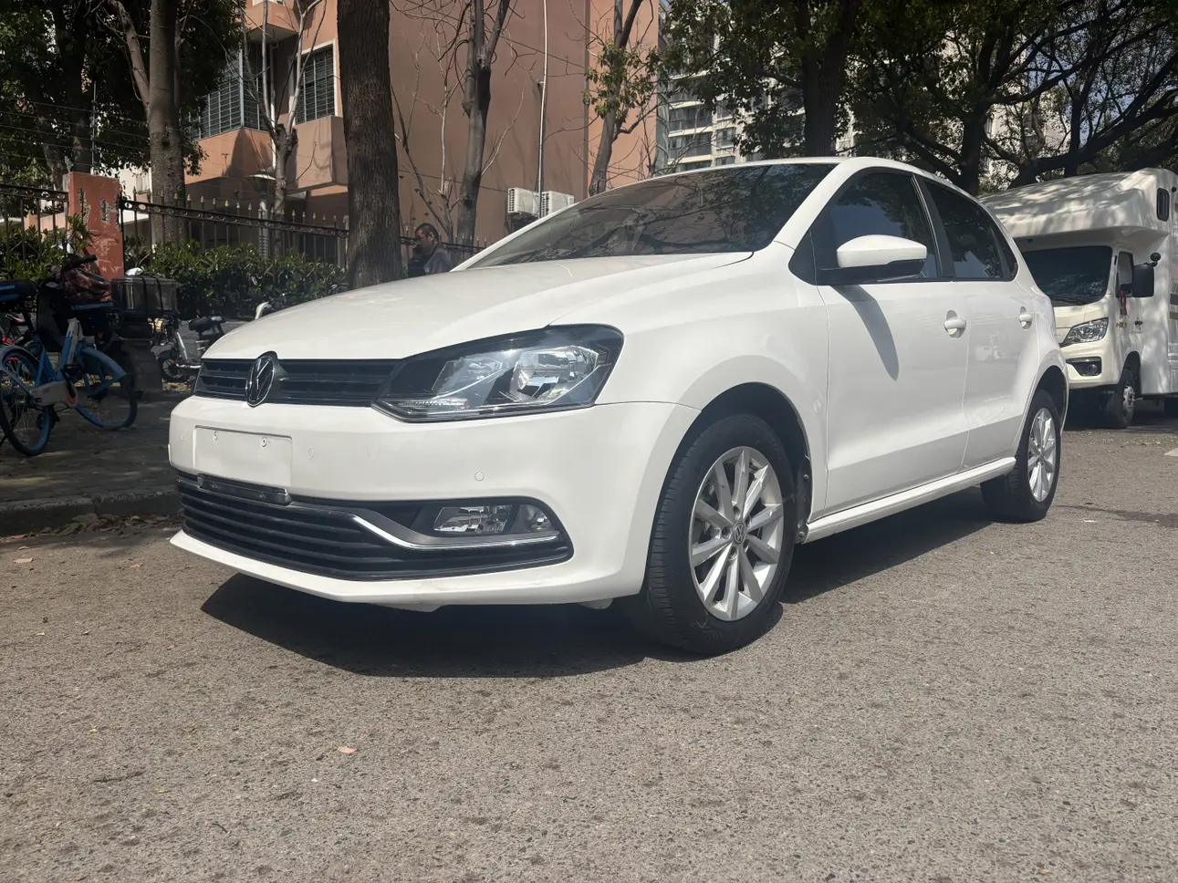 Volkswagen Polo  из Китая