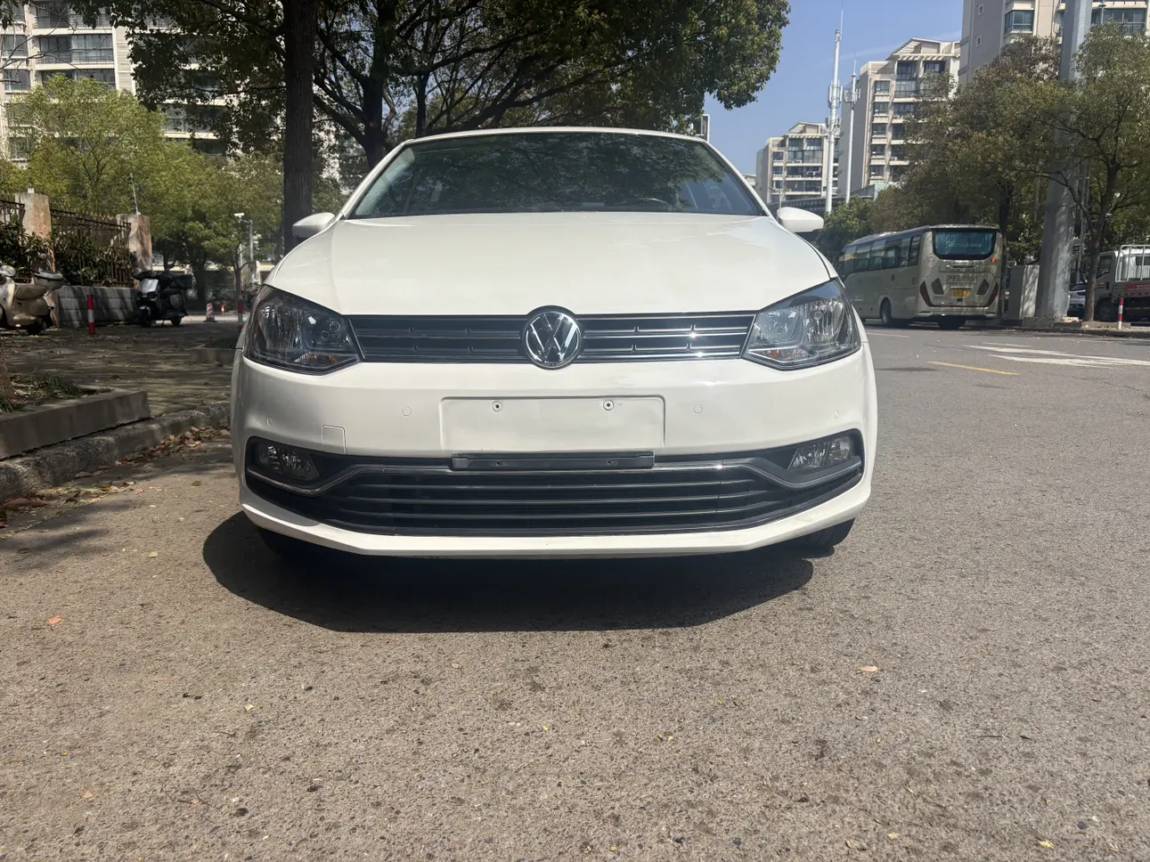 Volkswagen Polo  из Китая