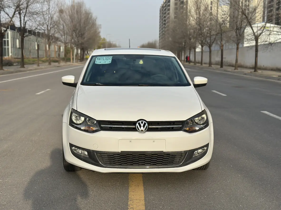 Volkswagen Polo  из Китая