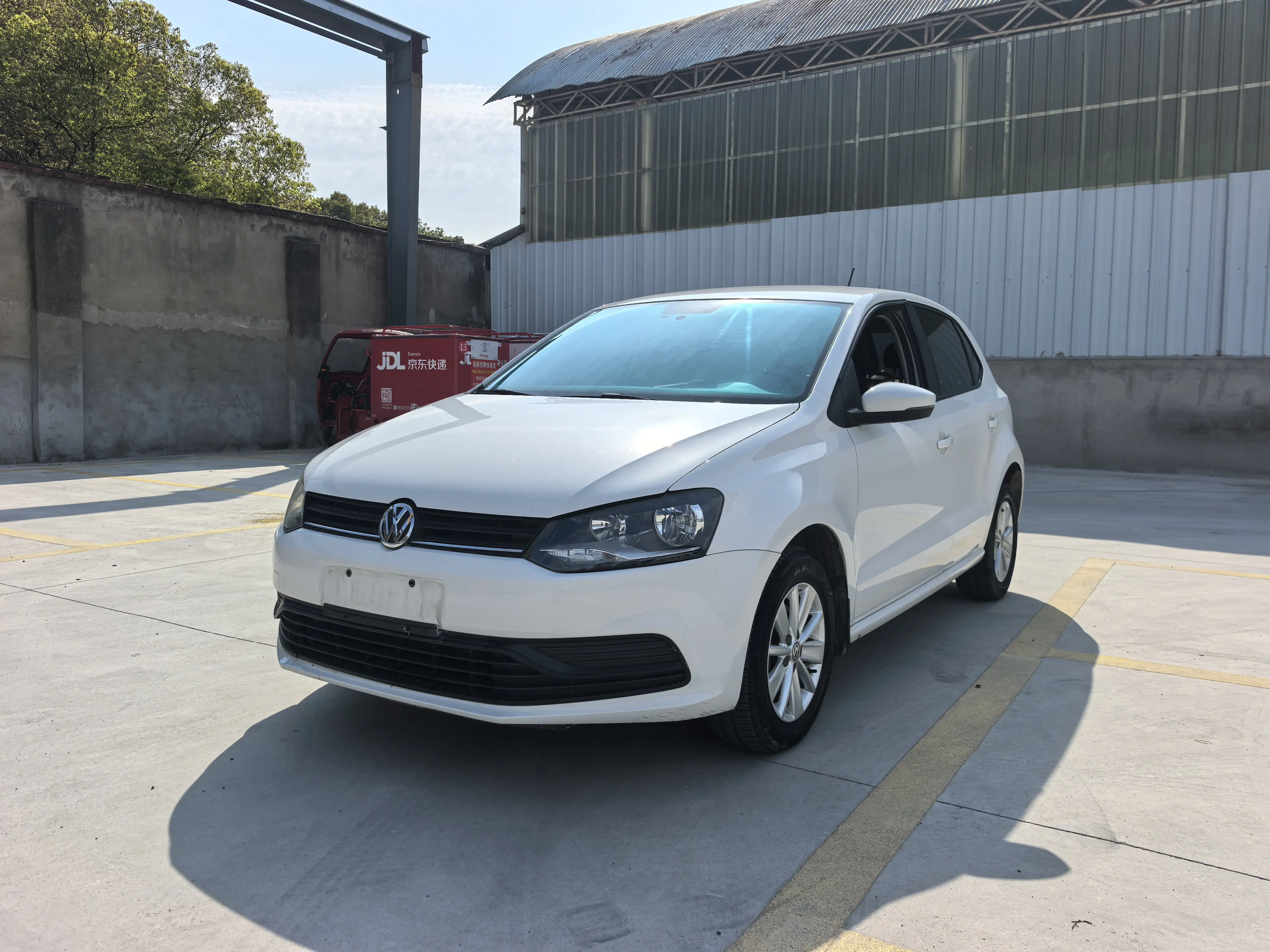Volkswagen Polo  из Китая