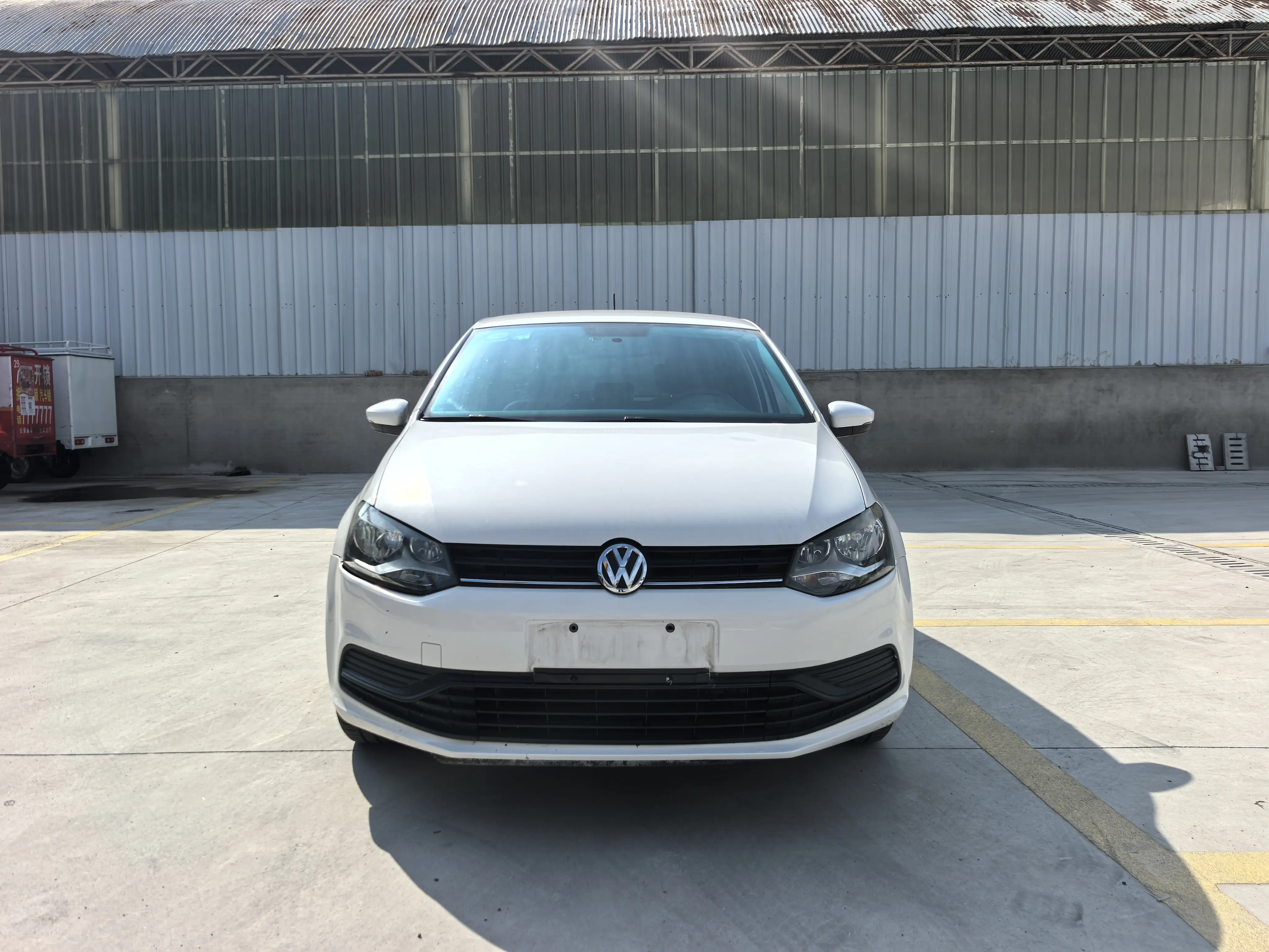 Volkswagen Polo  из Китая