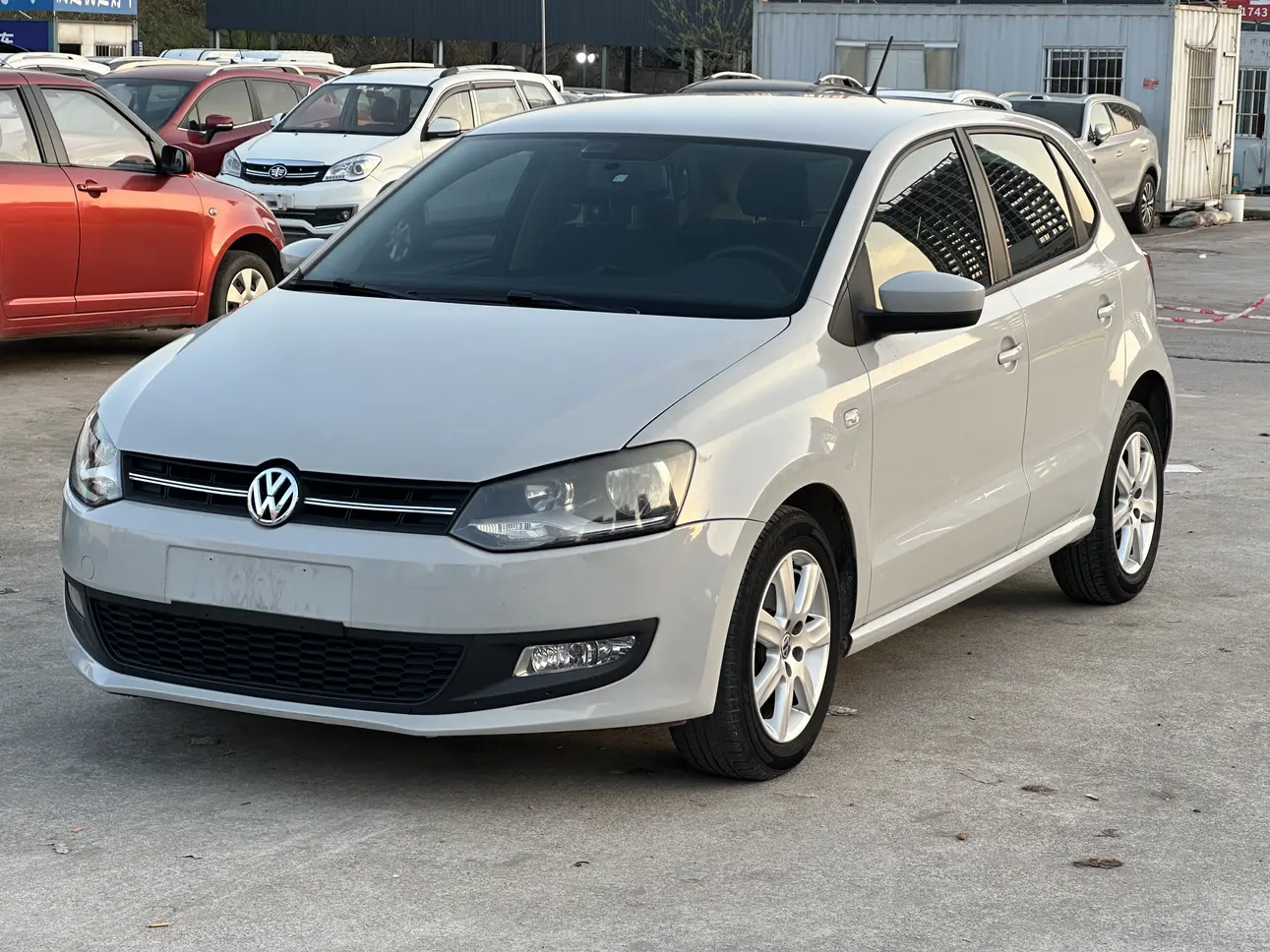 Volkswagen Polo  из Китая