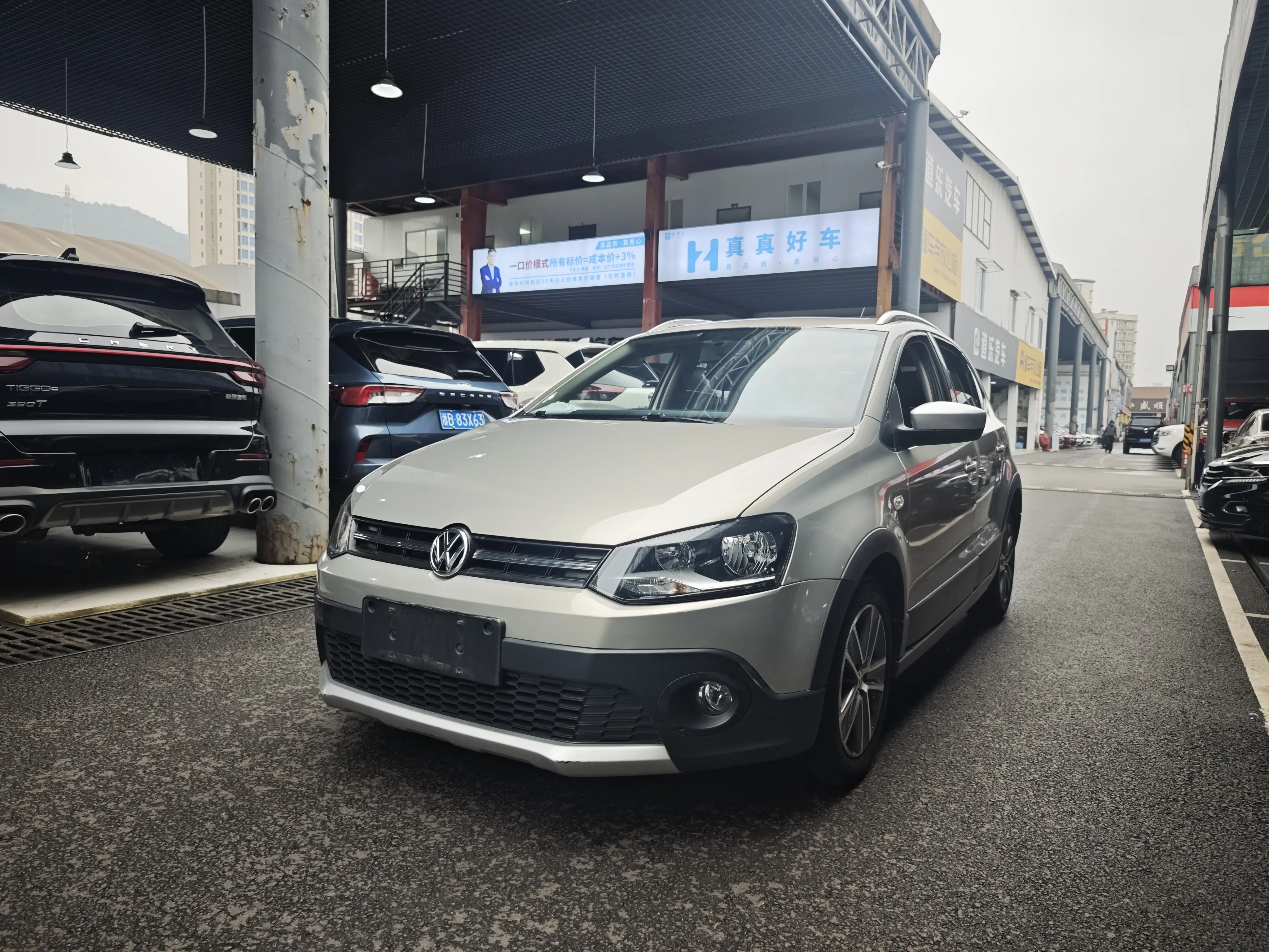 Volkswagen Polo  из Китая
