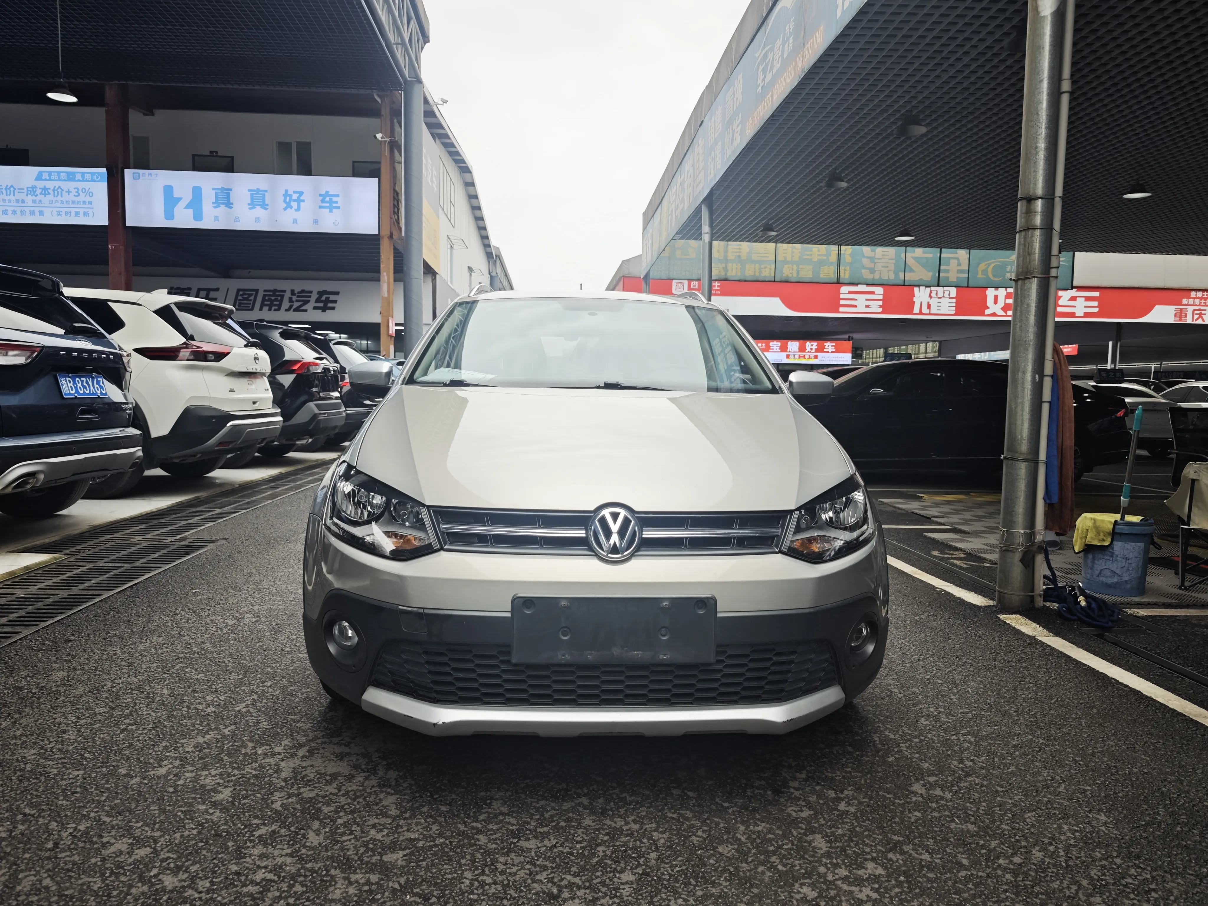 Volkswagen Polo  из Китая