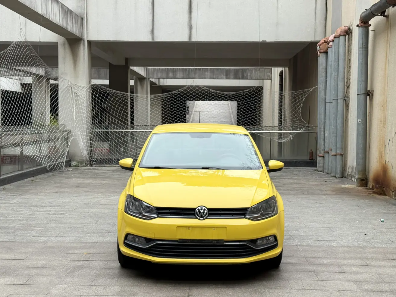 Volkswagen Polo  из Китая