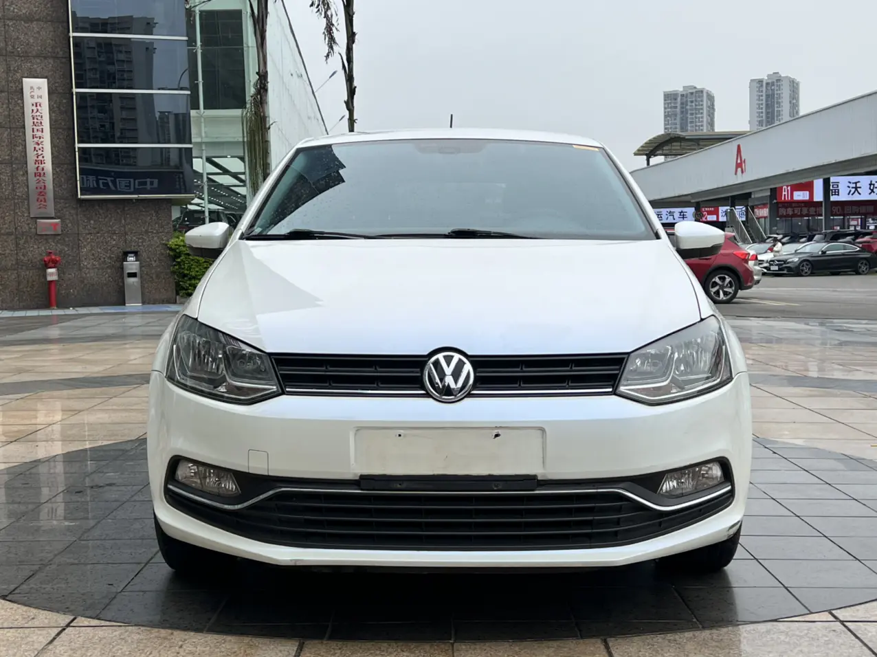 Volkswagen Polo  из Китая