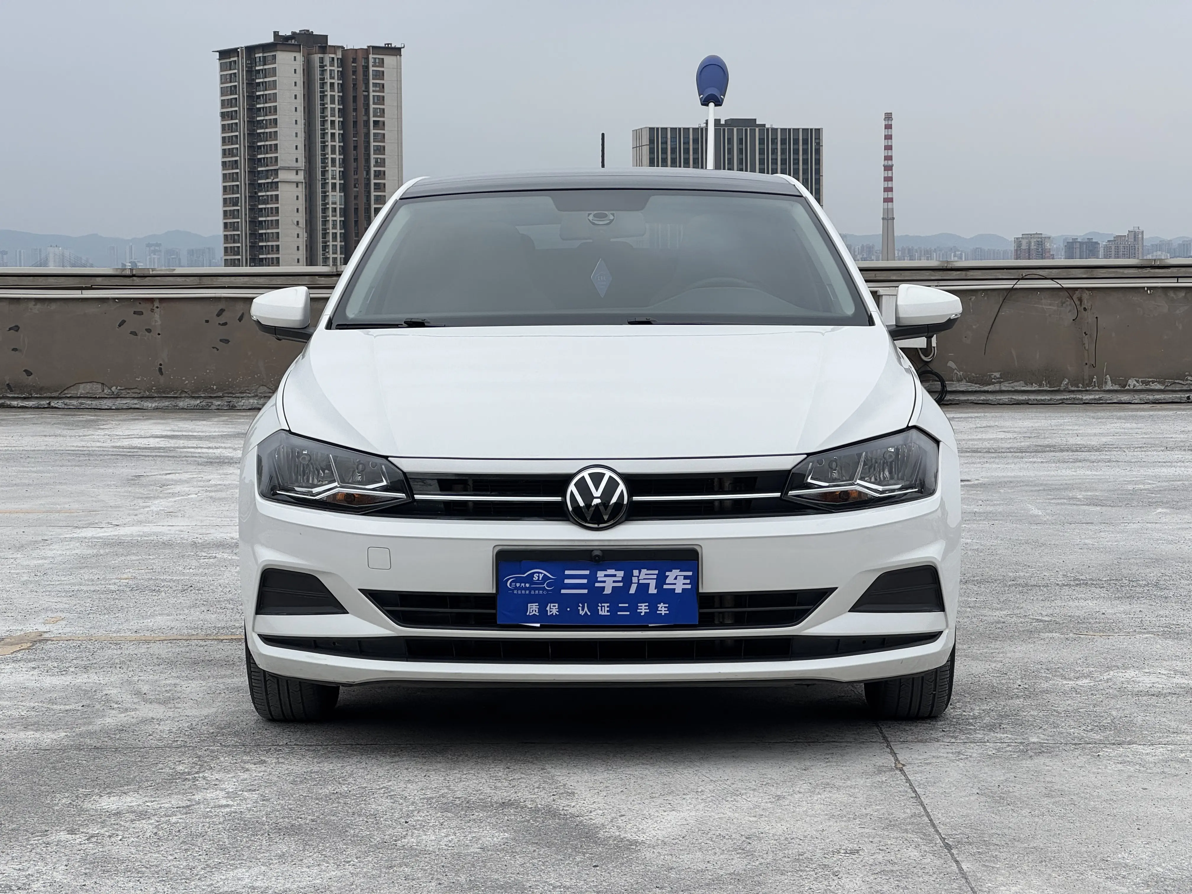 Volkswagen Polo  из Китая