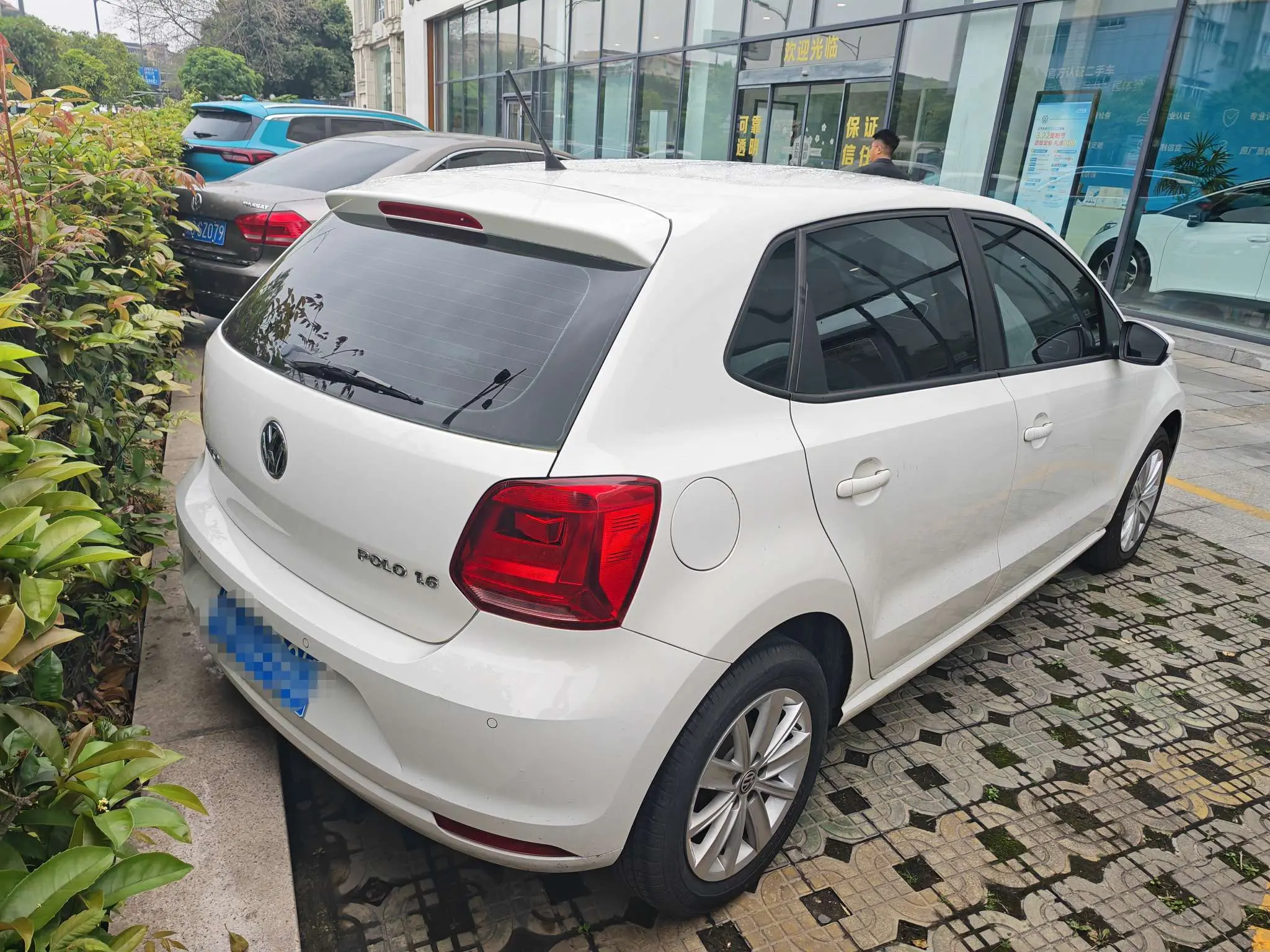 Volkswagen Polo  из Китая