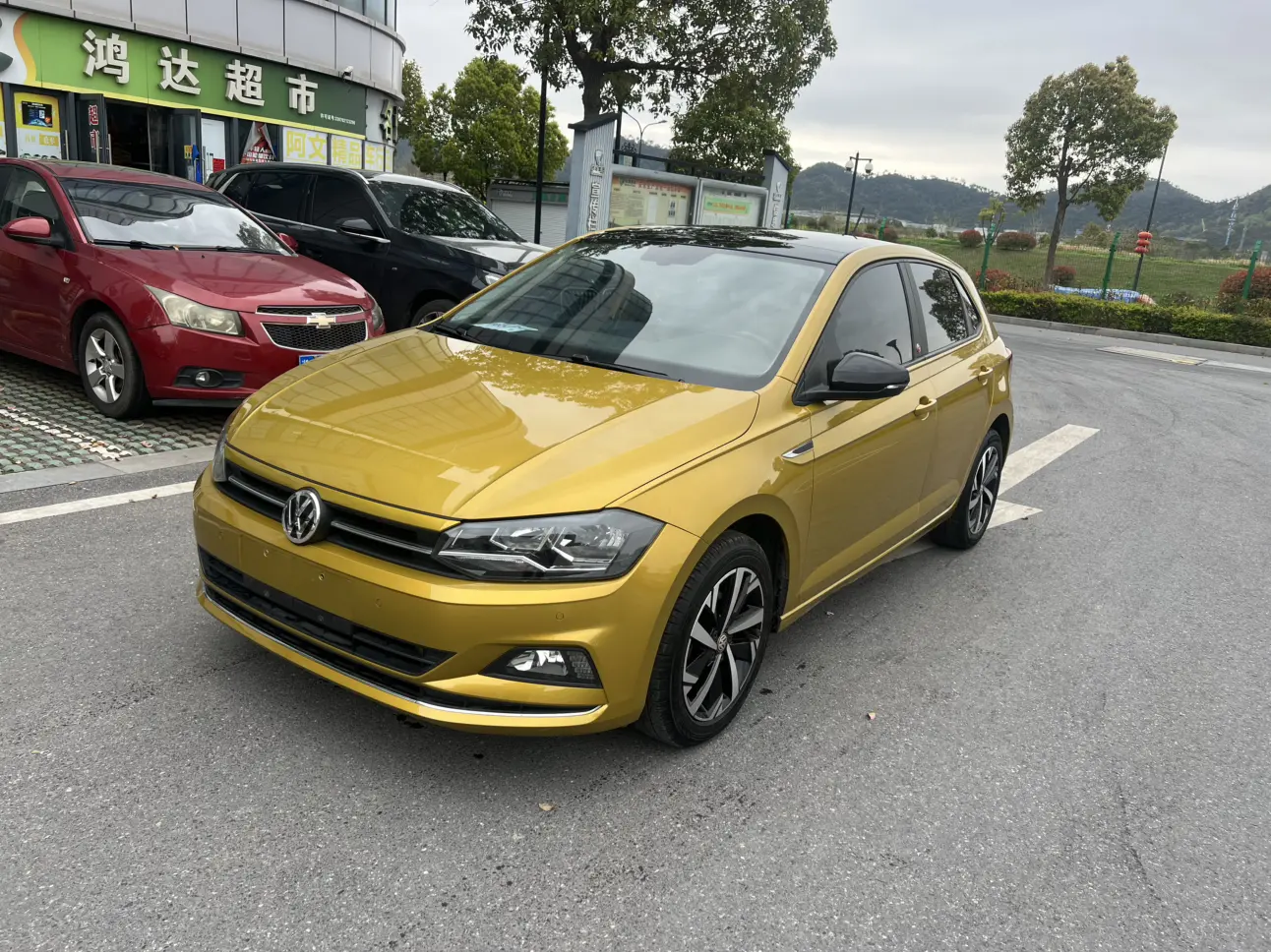 Volkswagen Polo  из Китая