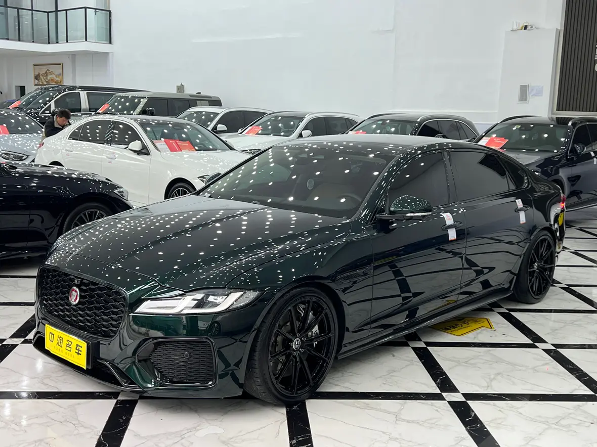 Jaguar XFL