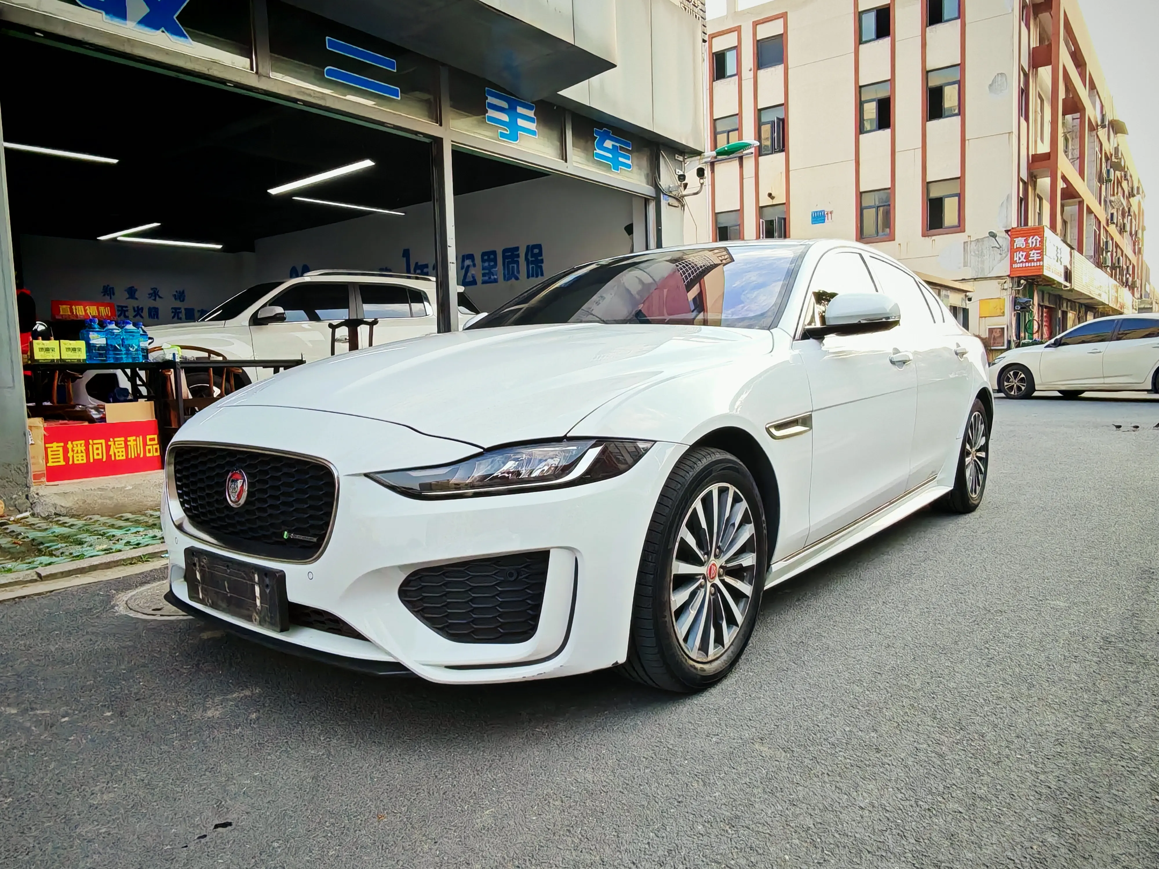 Jaguar XEL