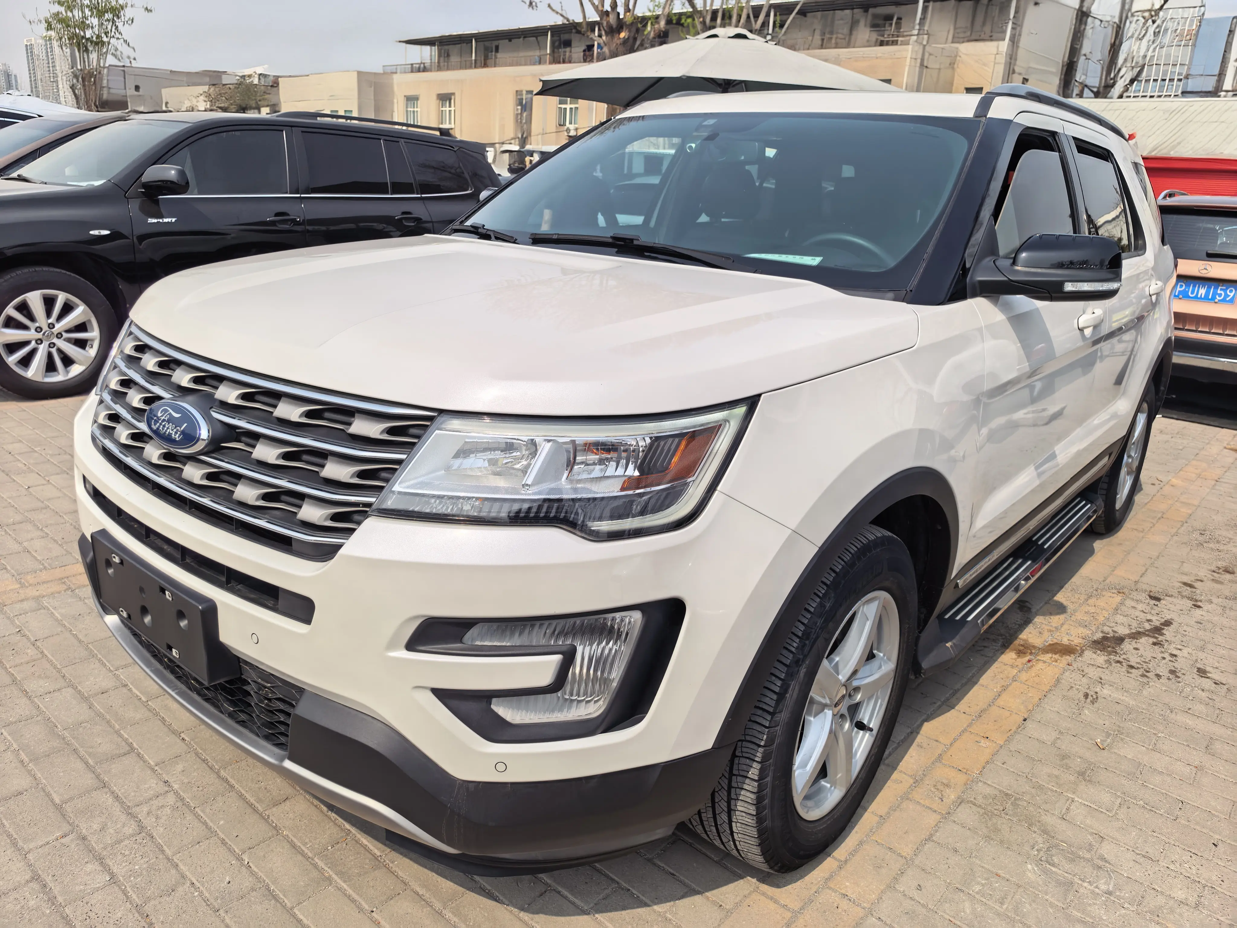 Ford Explorer  из Китая
