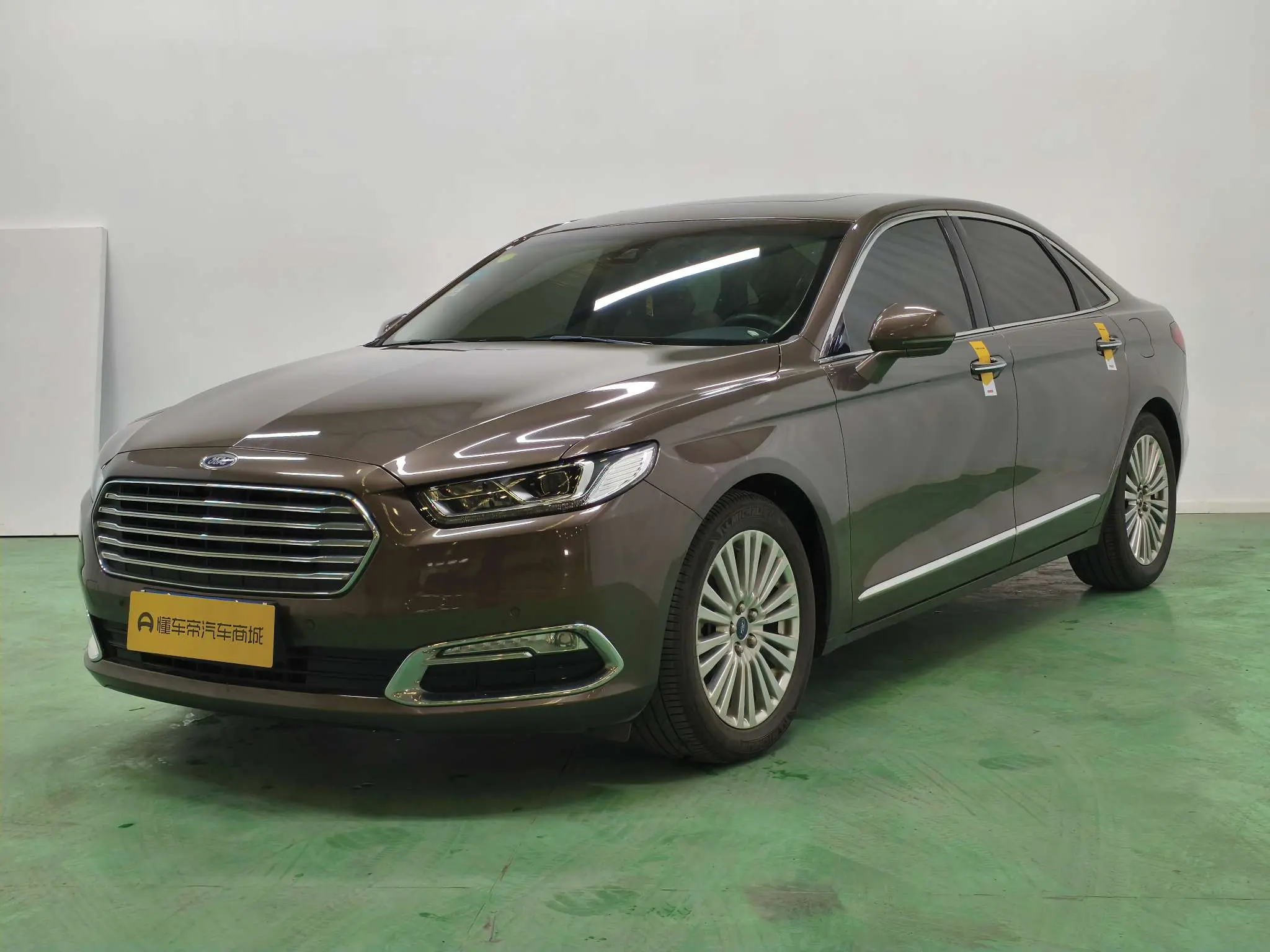 Ford Taurus