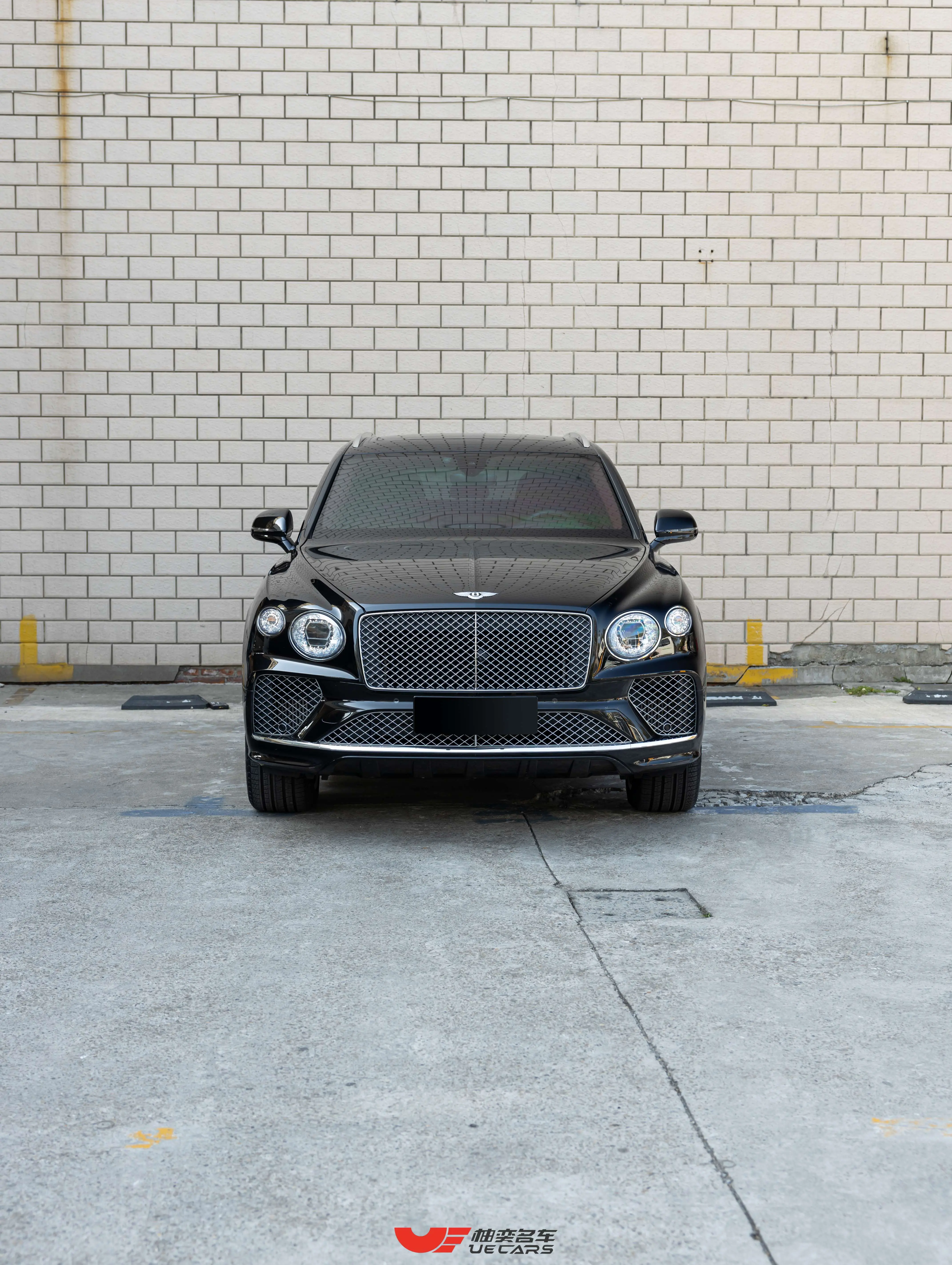 Bentley Bentayga PHEV  из Китая