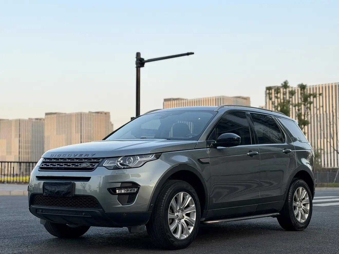 Land Rover Discover the magic