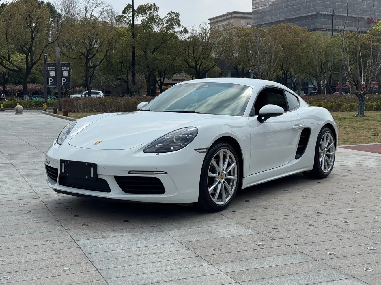 Porsche 718