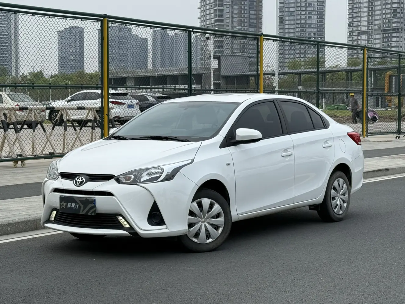 Toyota YARiS L Enjoy