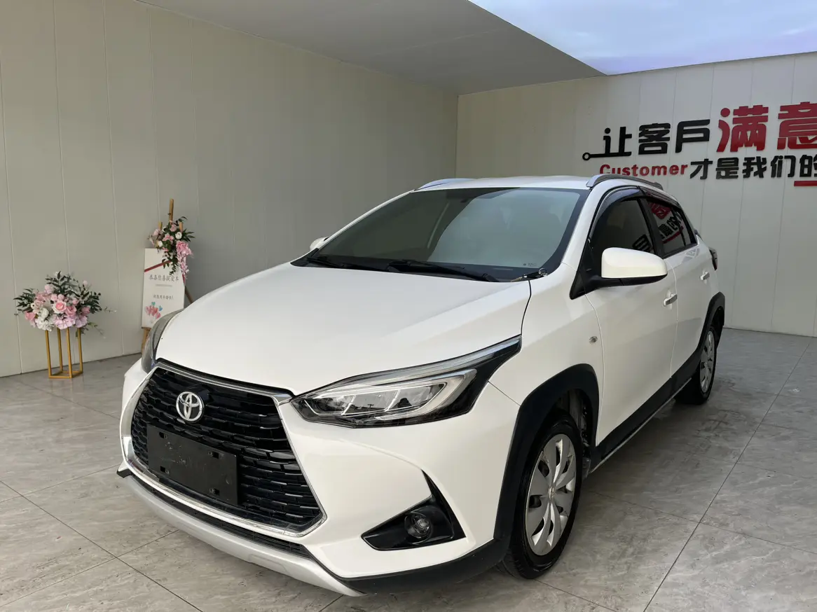 Toyota Yaris L