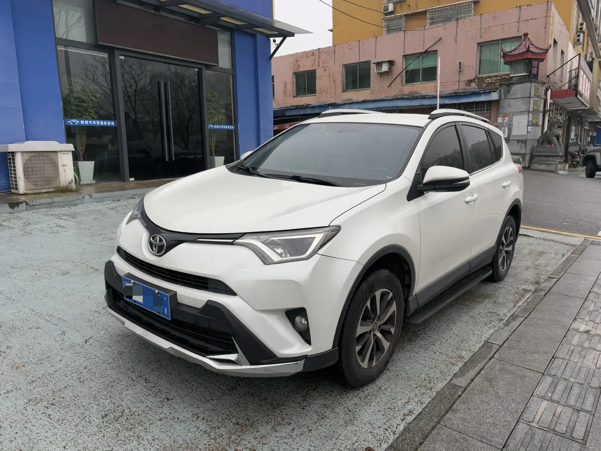 Toyota RAV4  из Китая