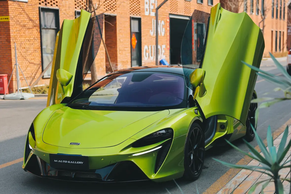 McLaren Artura