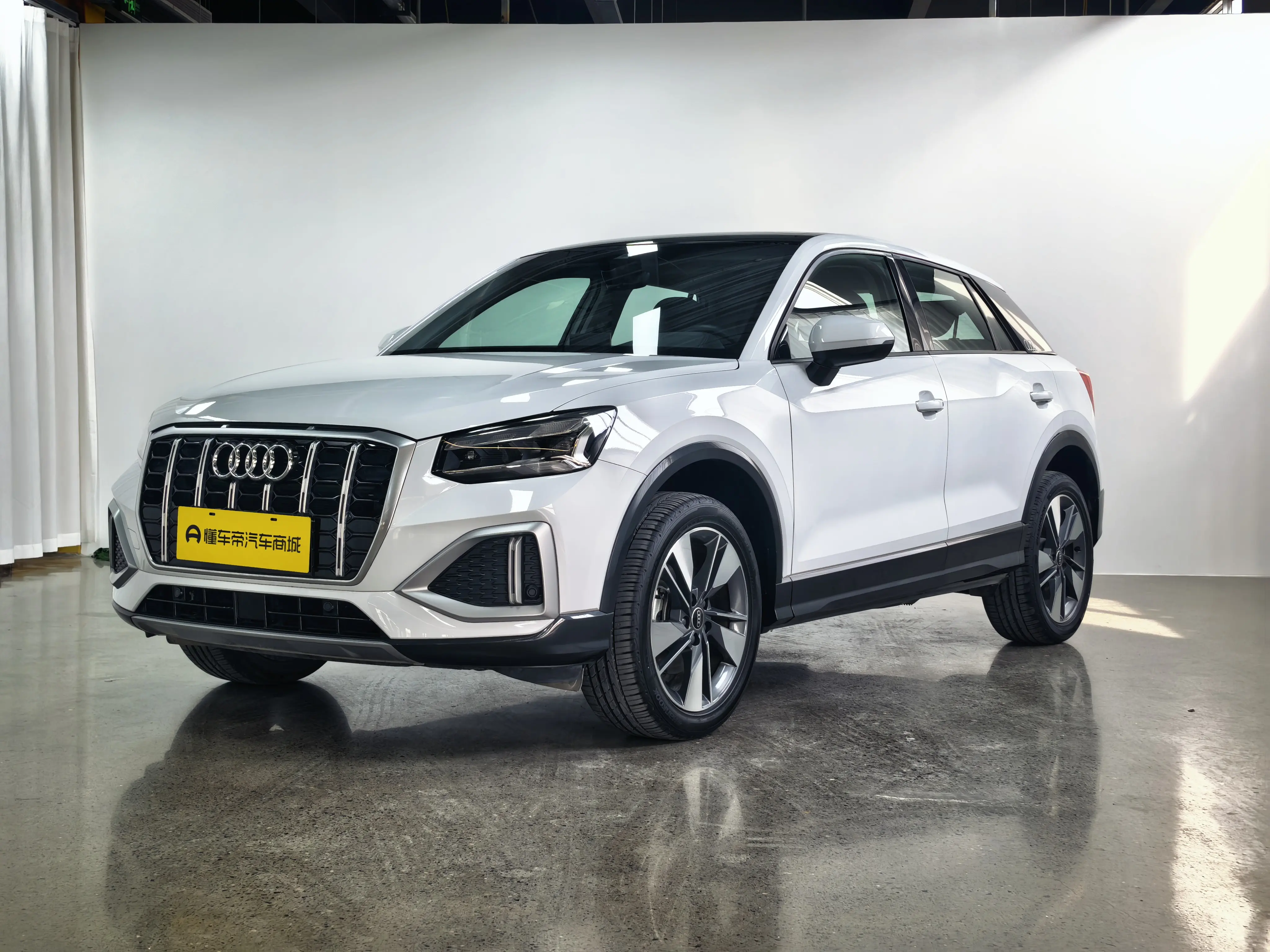 Audi Q2L