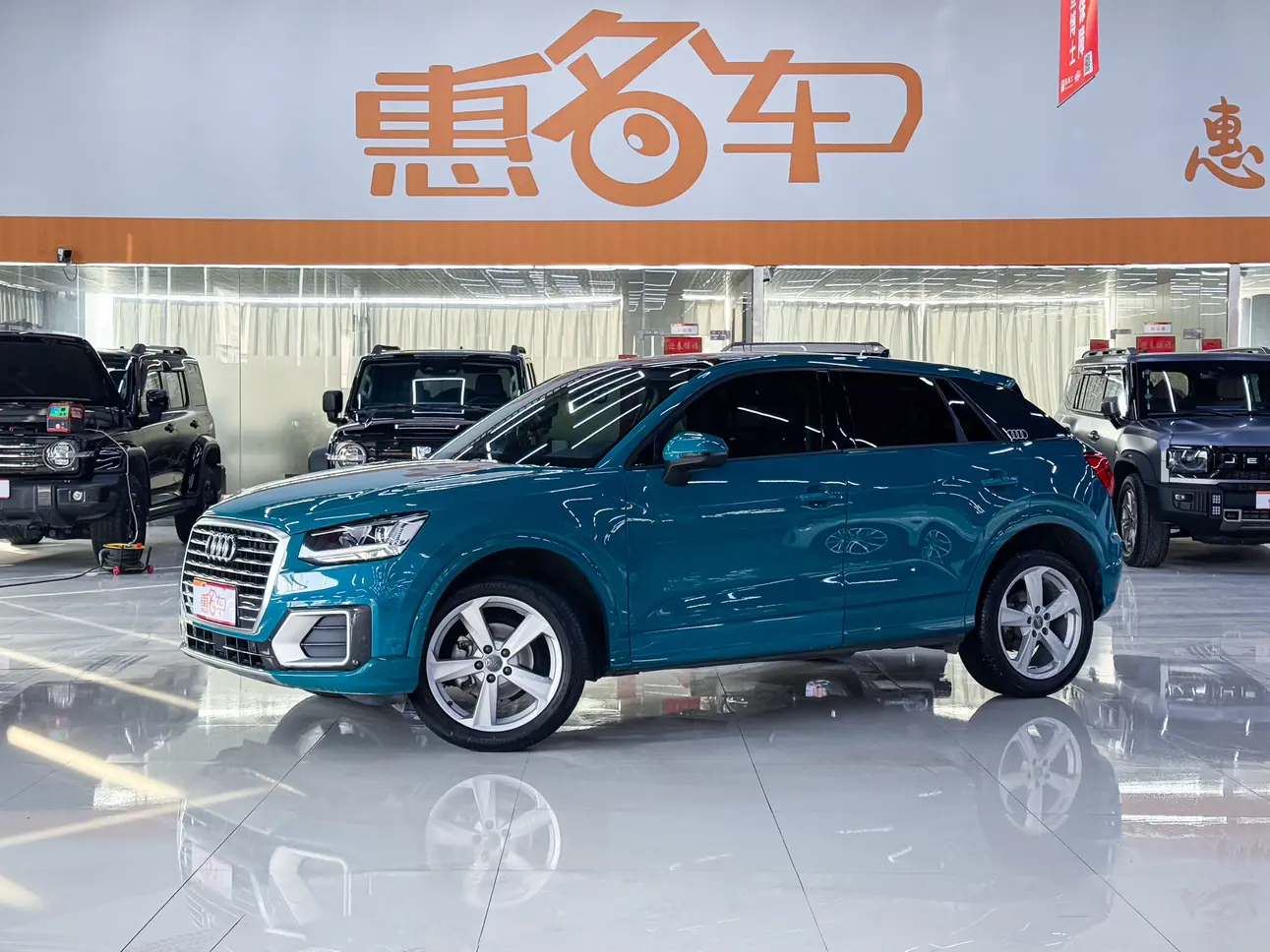 Audi Q2L