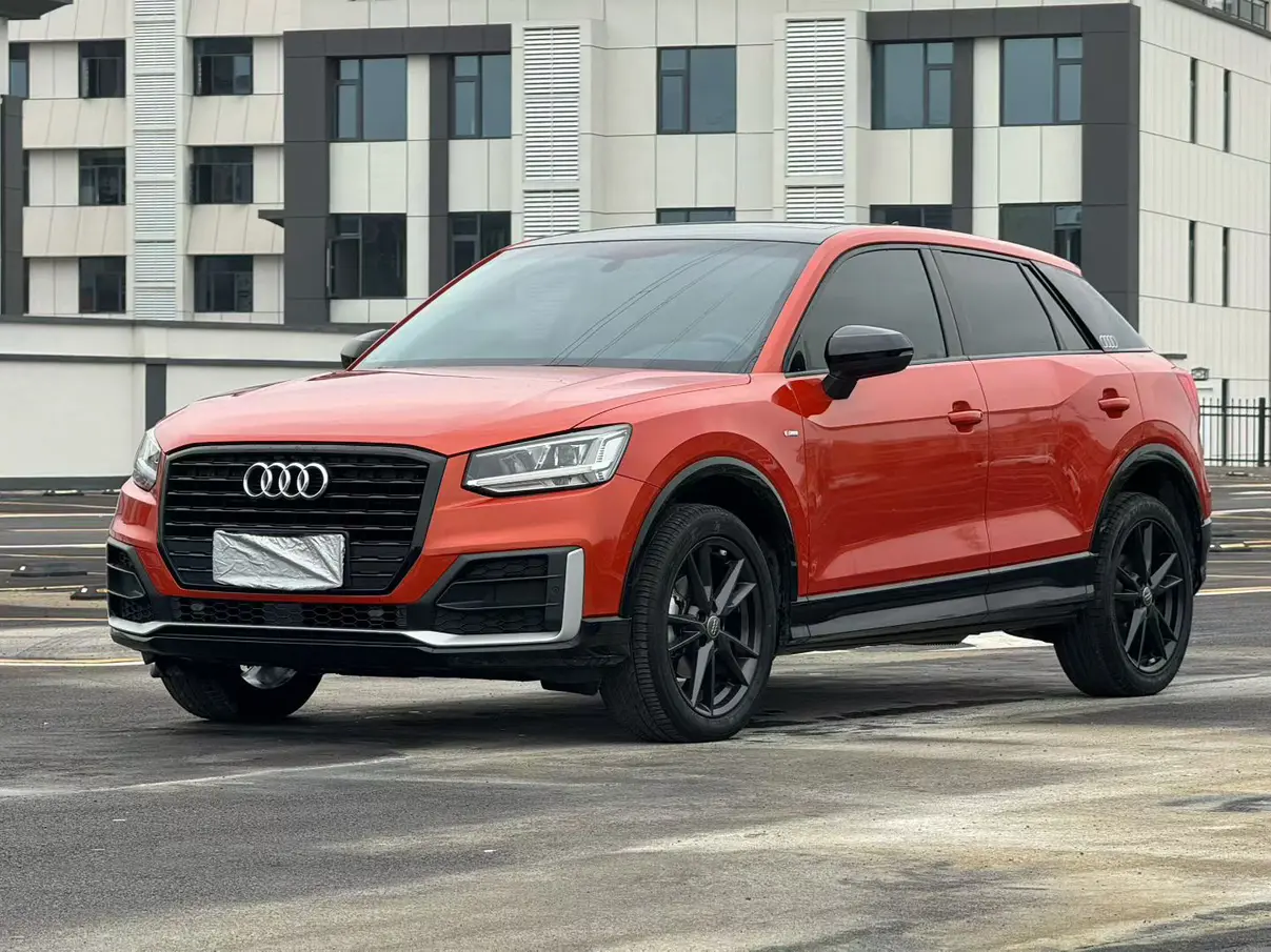Audi Q2L