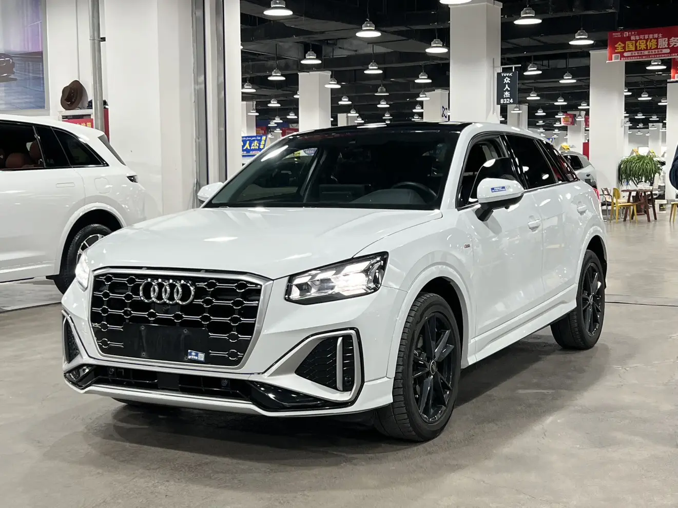 Audi Q2L