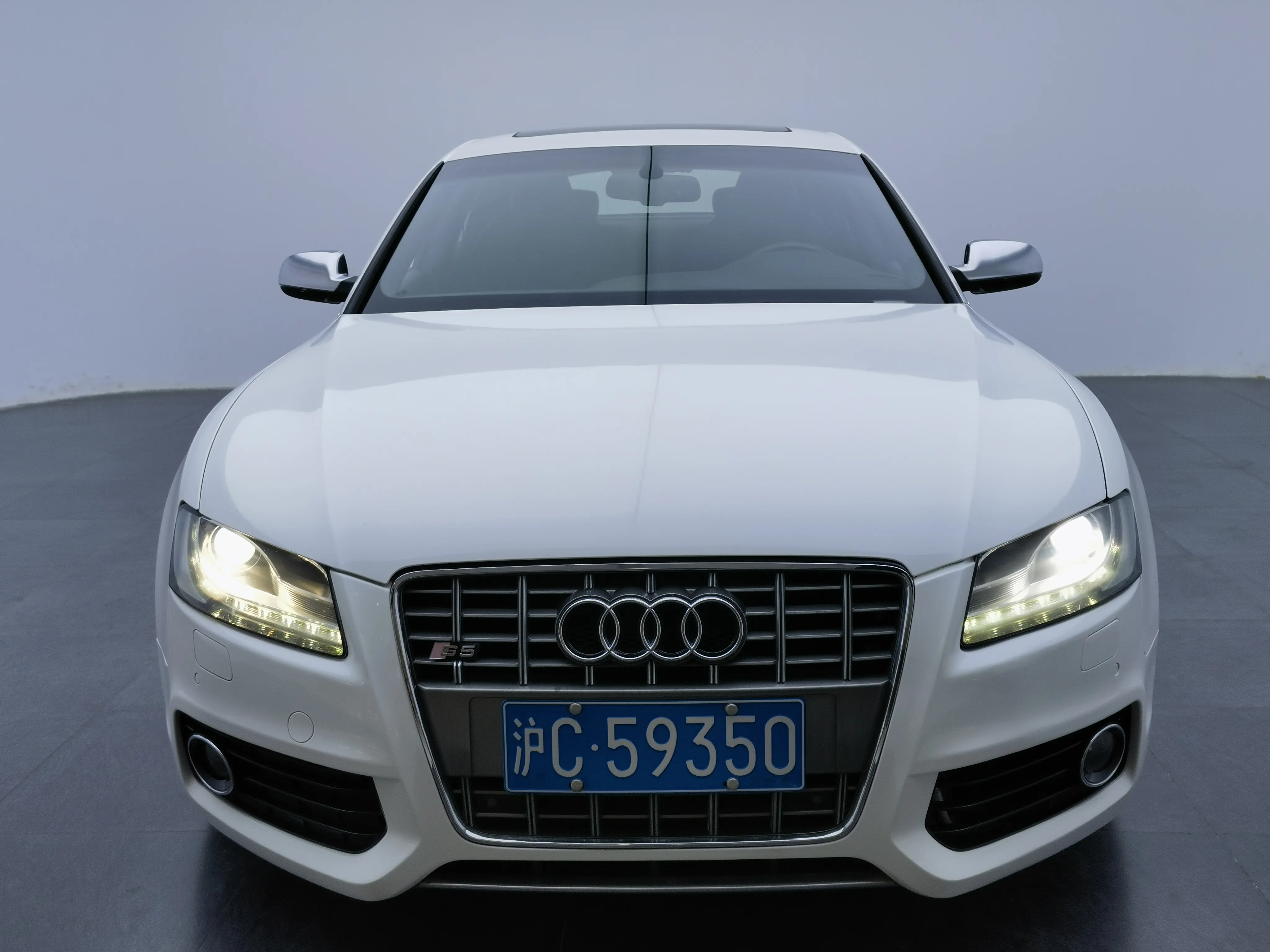 Audi S5  из Китая