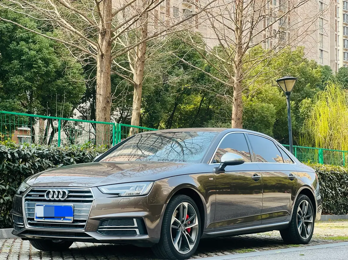 Audi A4L